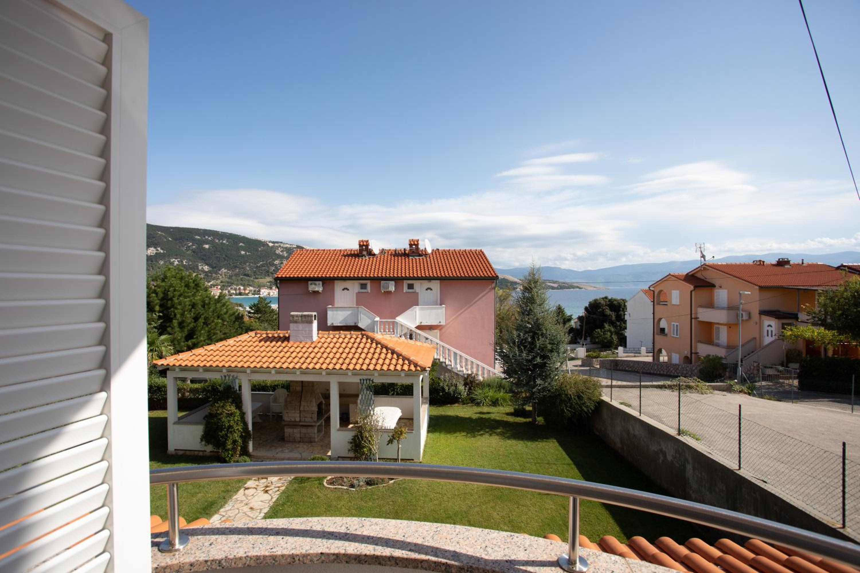 Apartment with Sea View photo 2