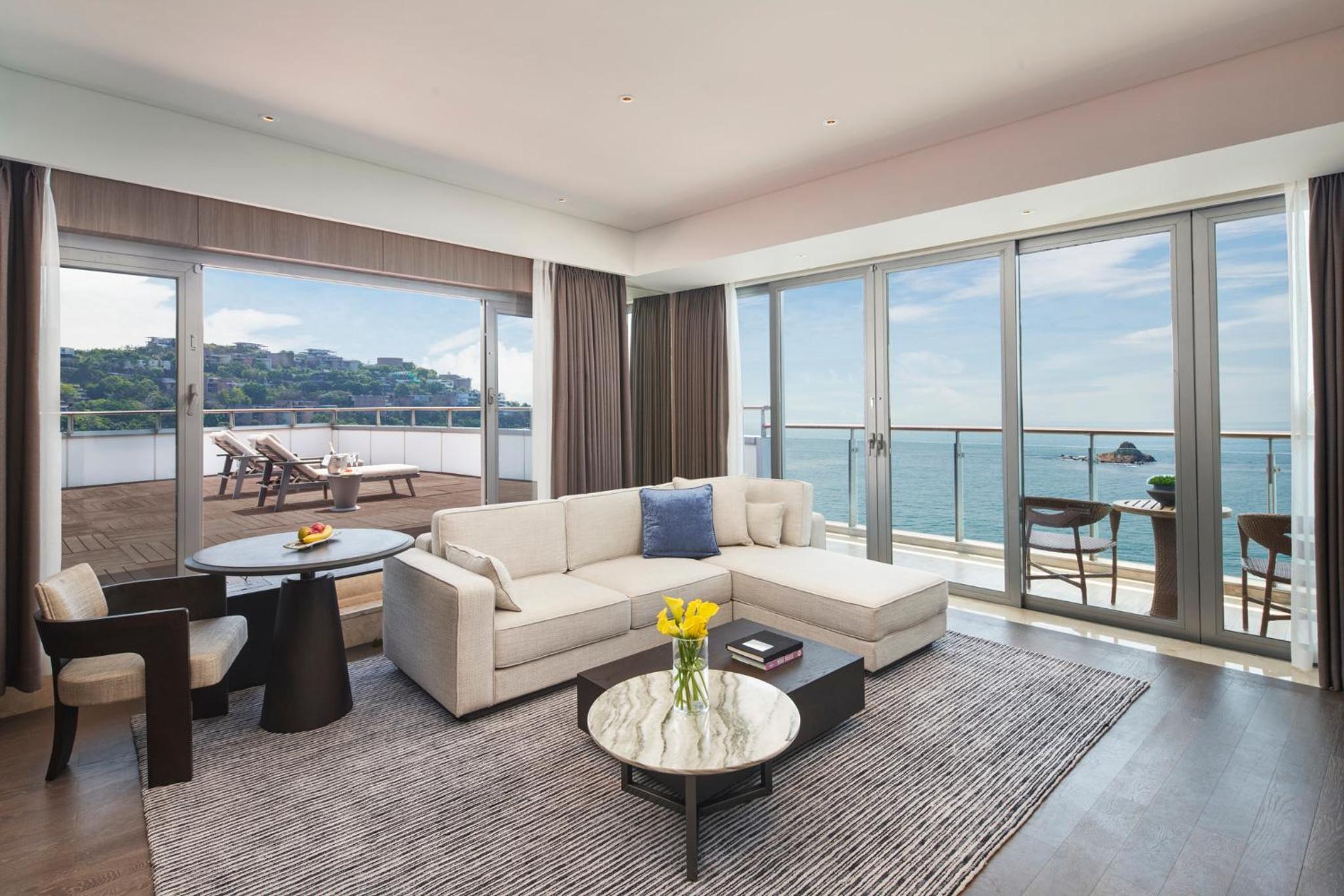 Grand Terrace Suite - Photo 5