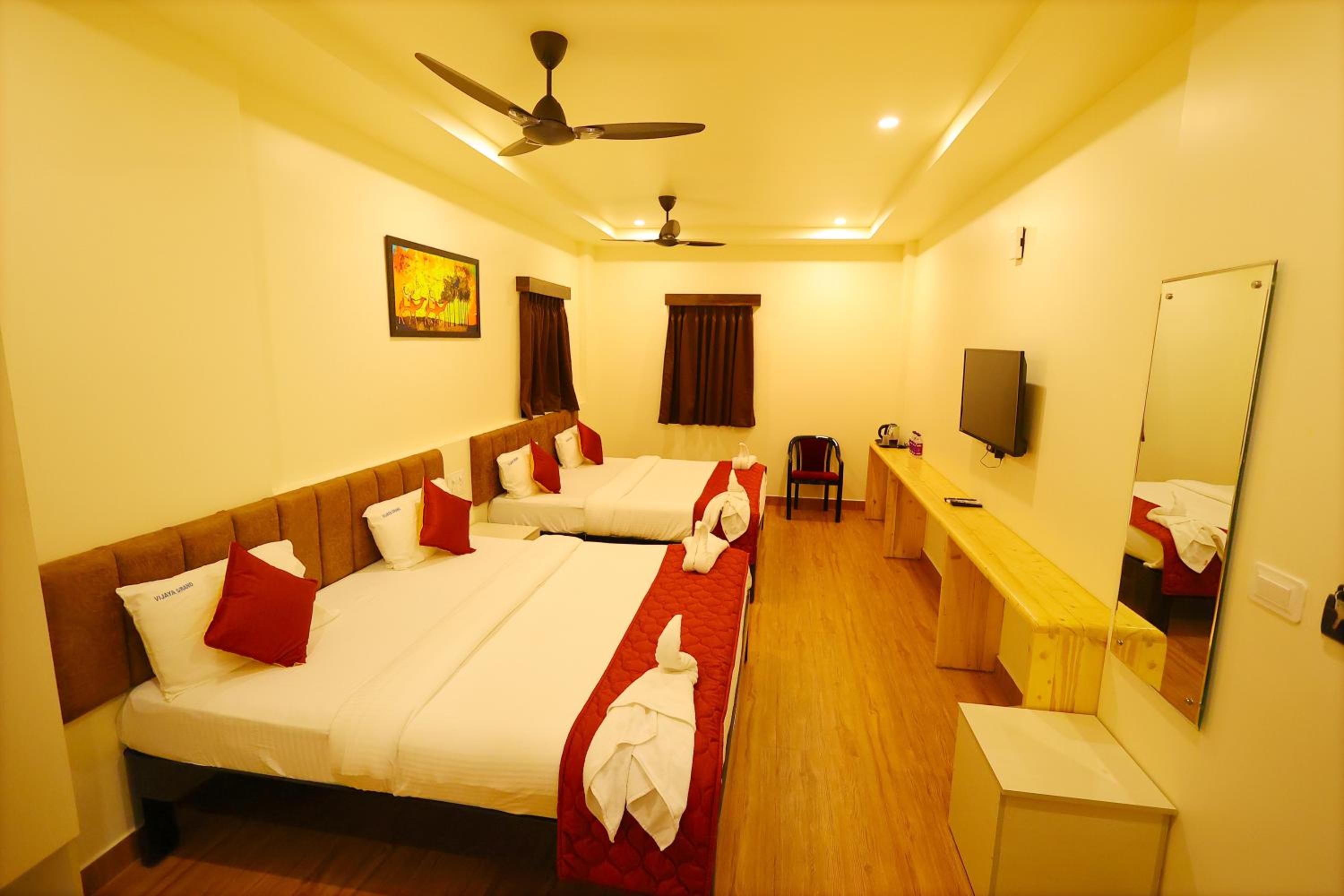 King Suite - Photo 1