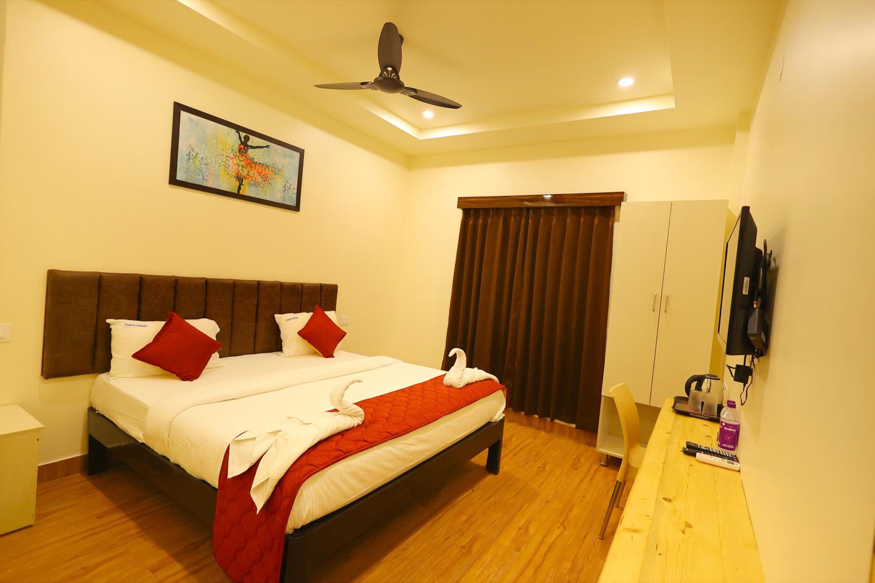 Deluxe Double Room - Photo 1