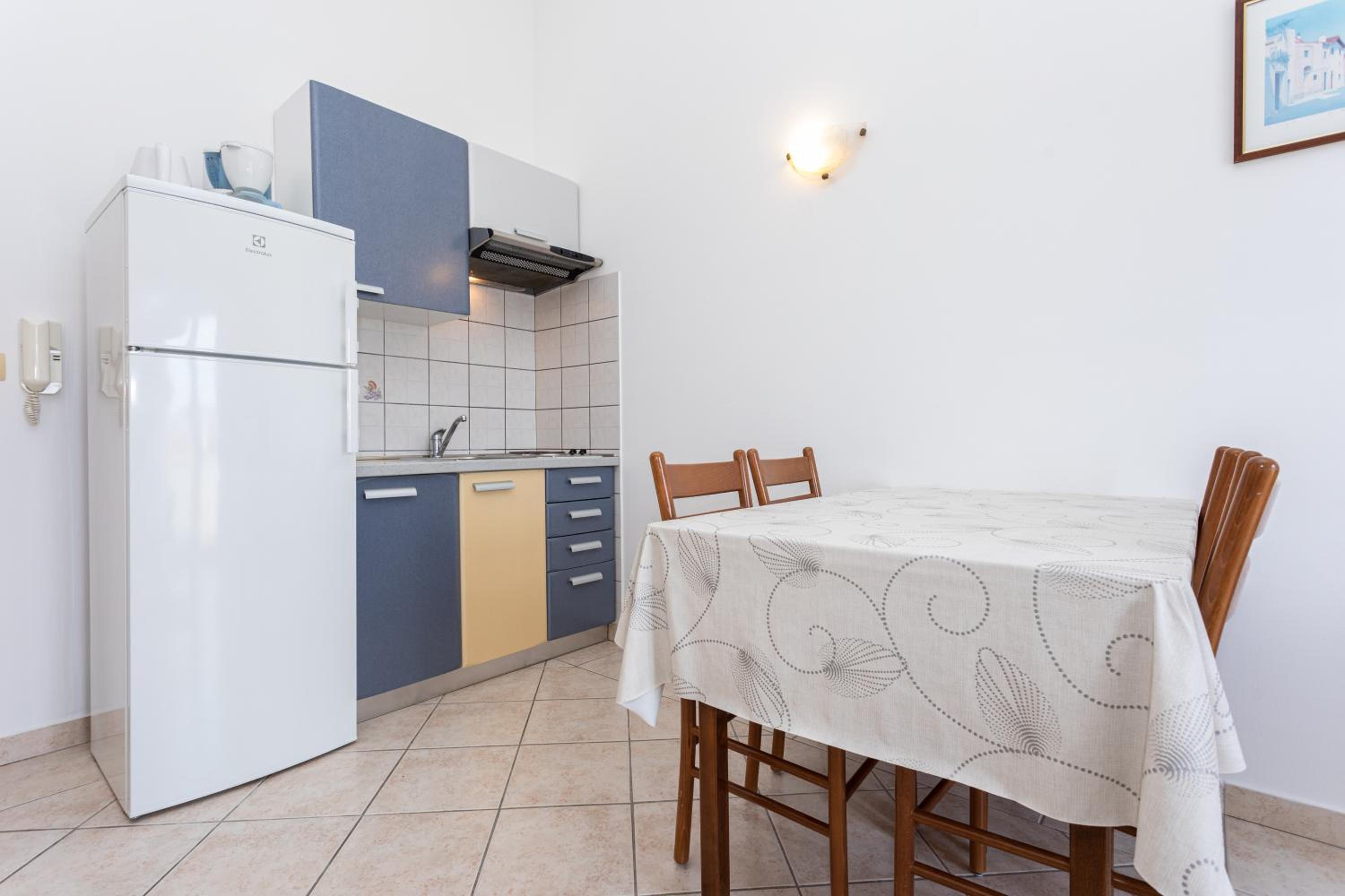 Apartment with Sea View photo 2