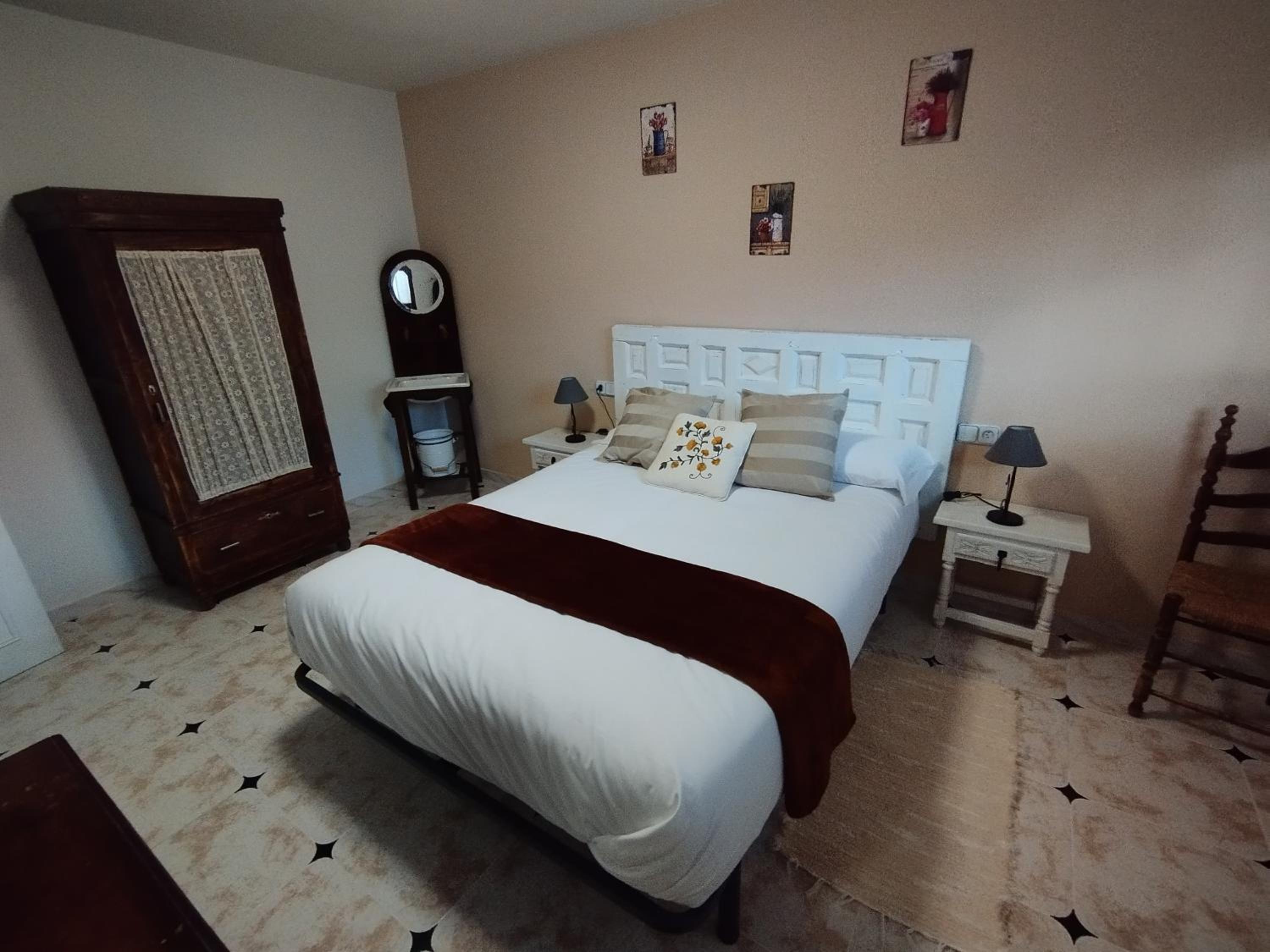 Casa de cuatro habitaciones