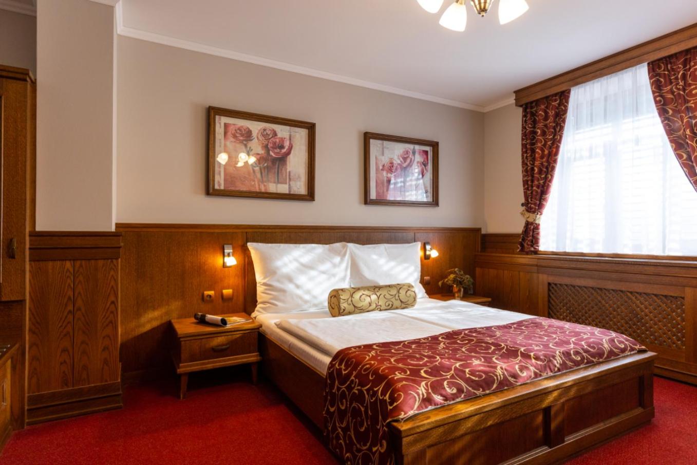 Premium Double Room with air condition  - Photo 6