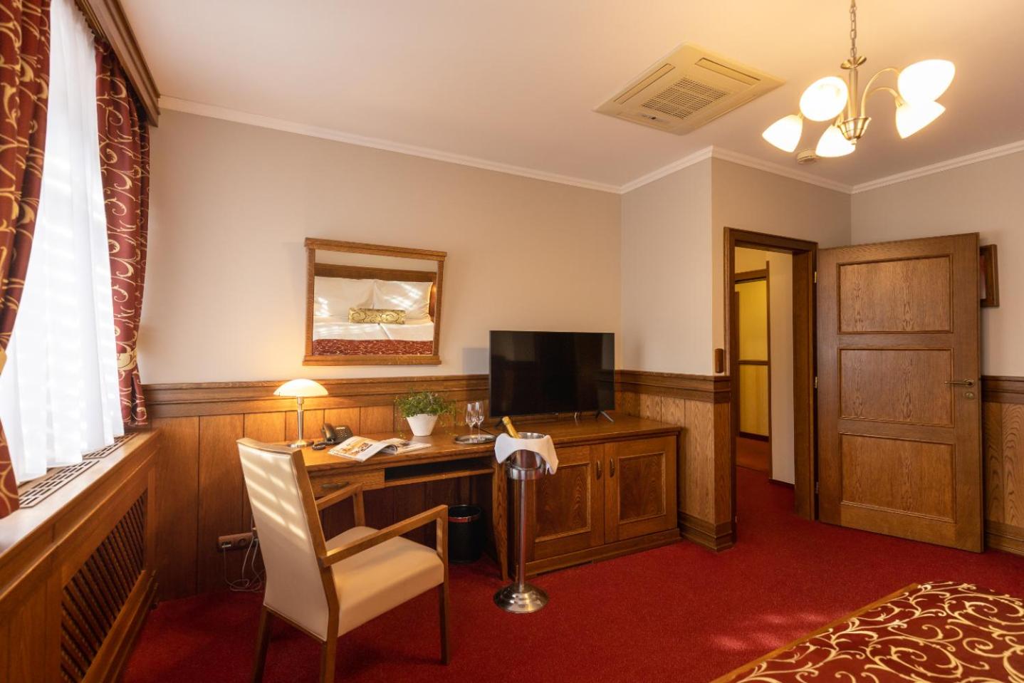 Premium Double Room with air condition  - Photo 2