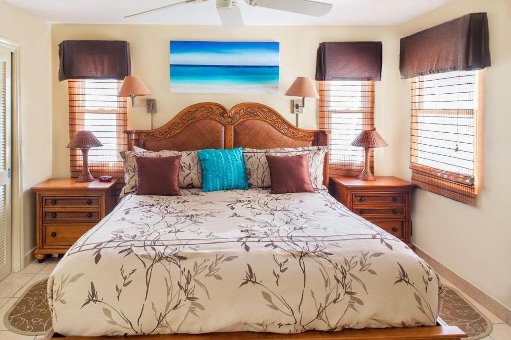 1-Bedroom Oceanfront (4301)