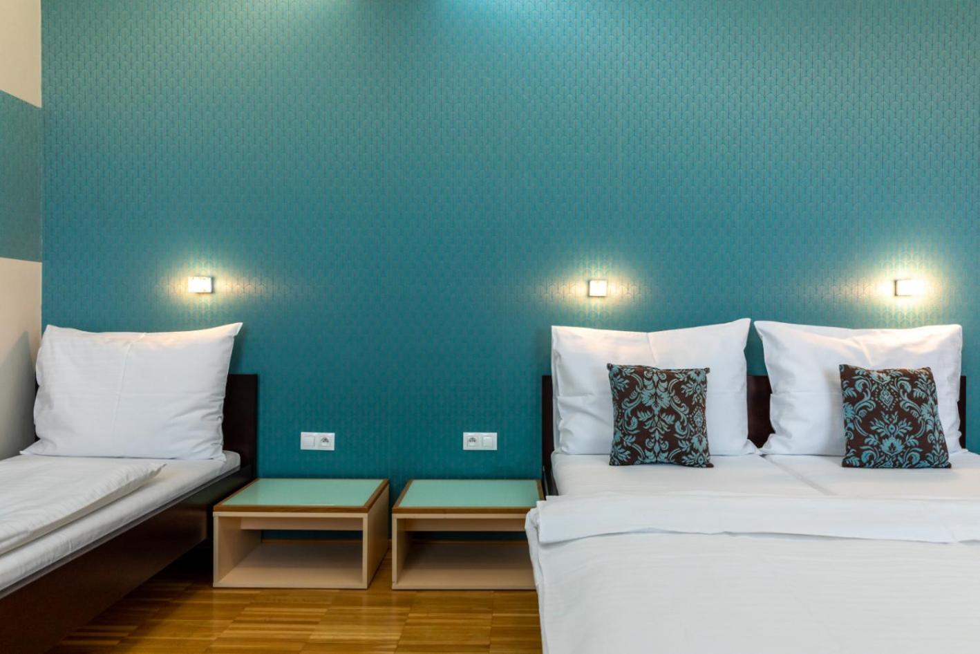 Standard Triple Room - Photo 3
