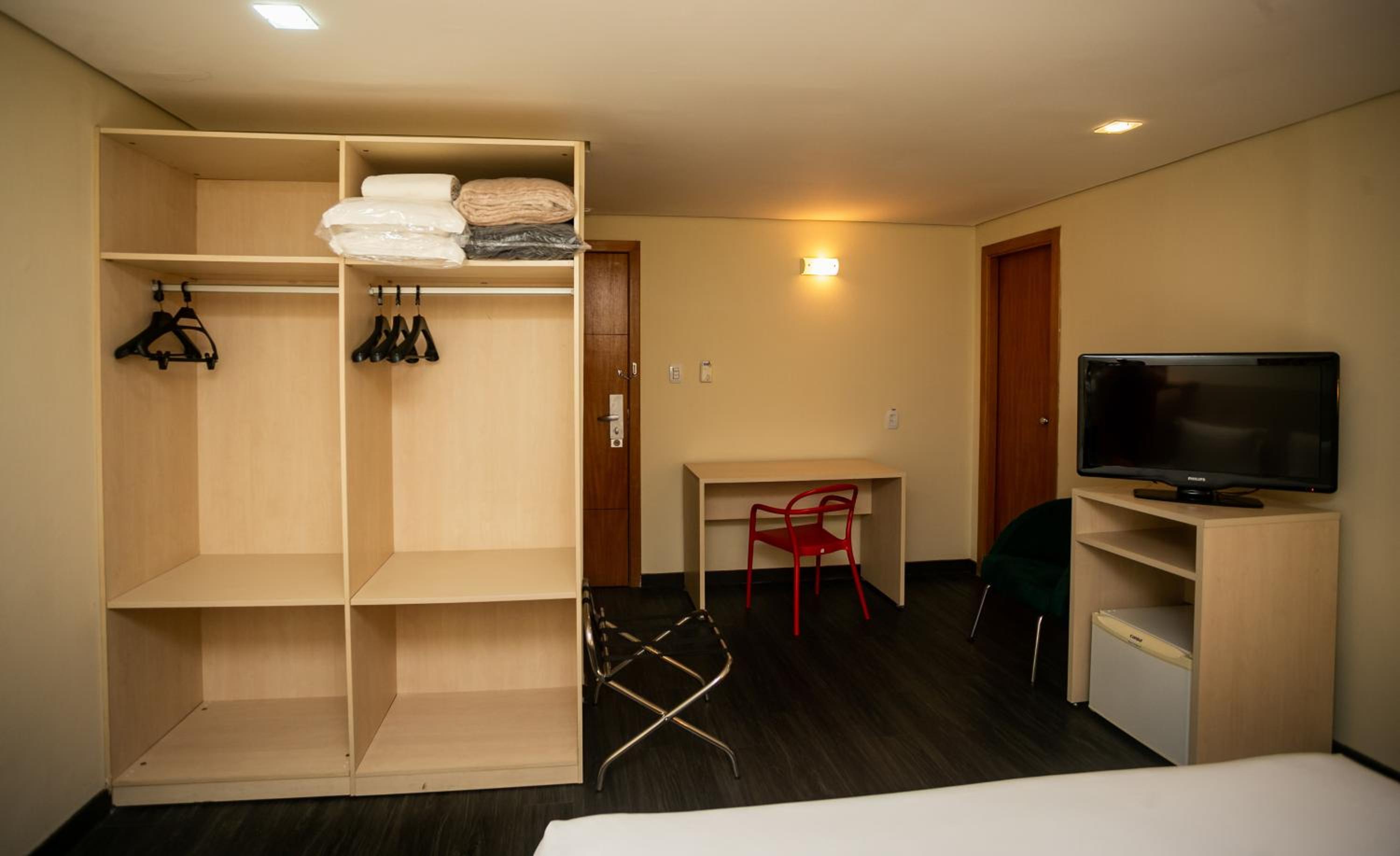 Standard Apartment with Double Bed - Photo 3