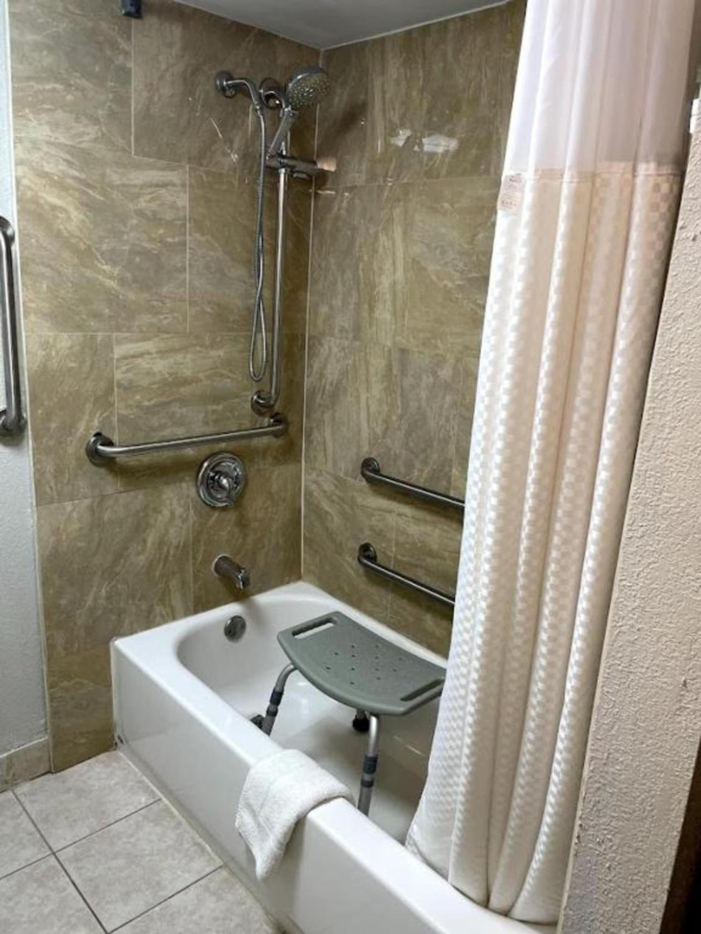 Days Inn by Wyndham Fort Wright Cincinnati Area, 사진 3