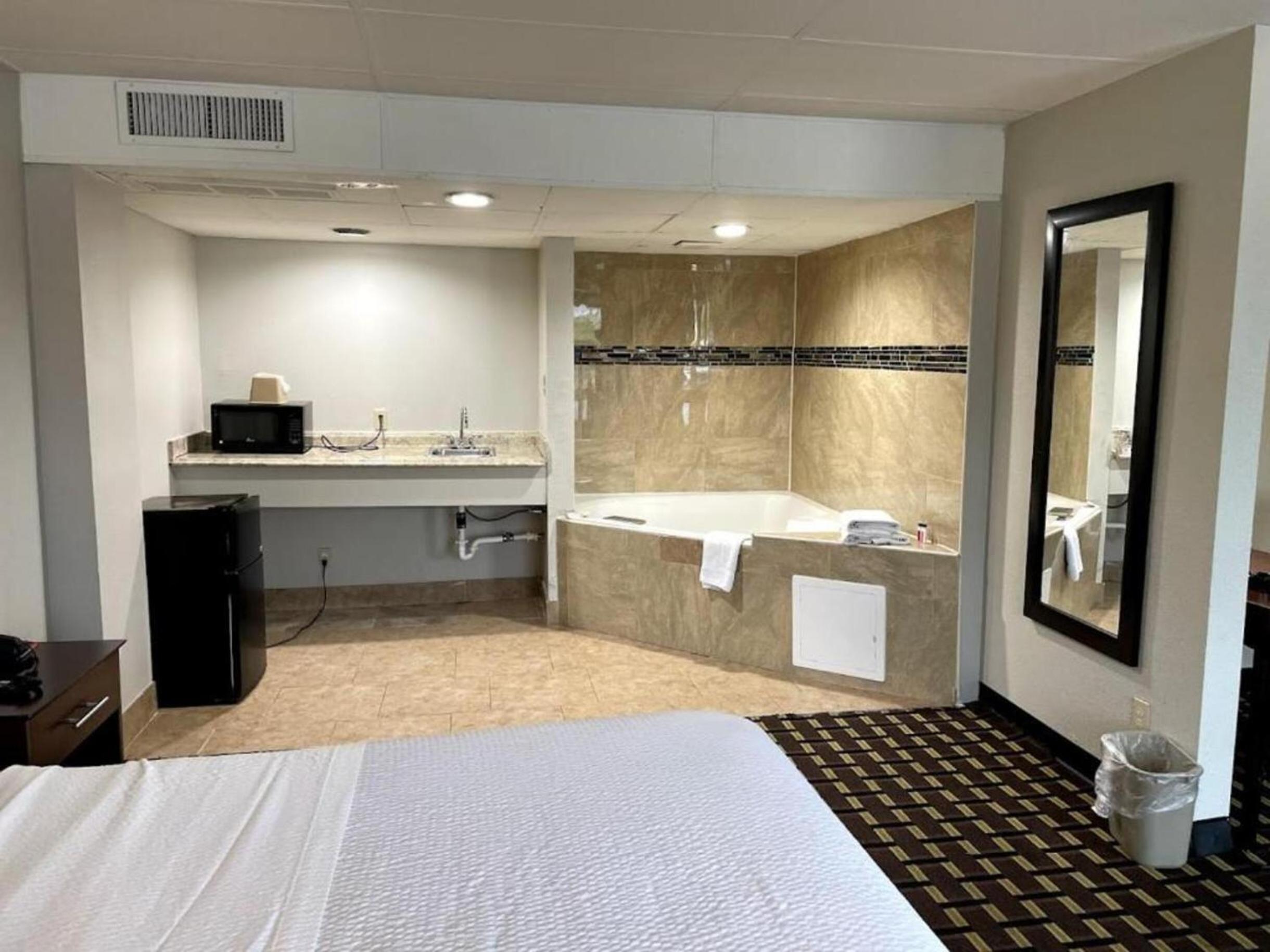 King Studio Suite - Non-Smoking photo 3