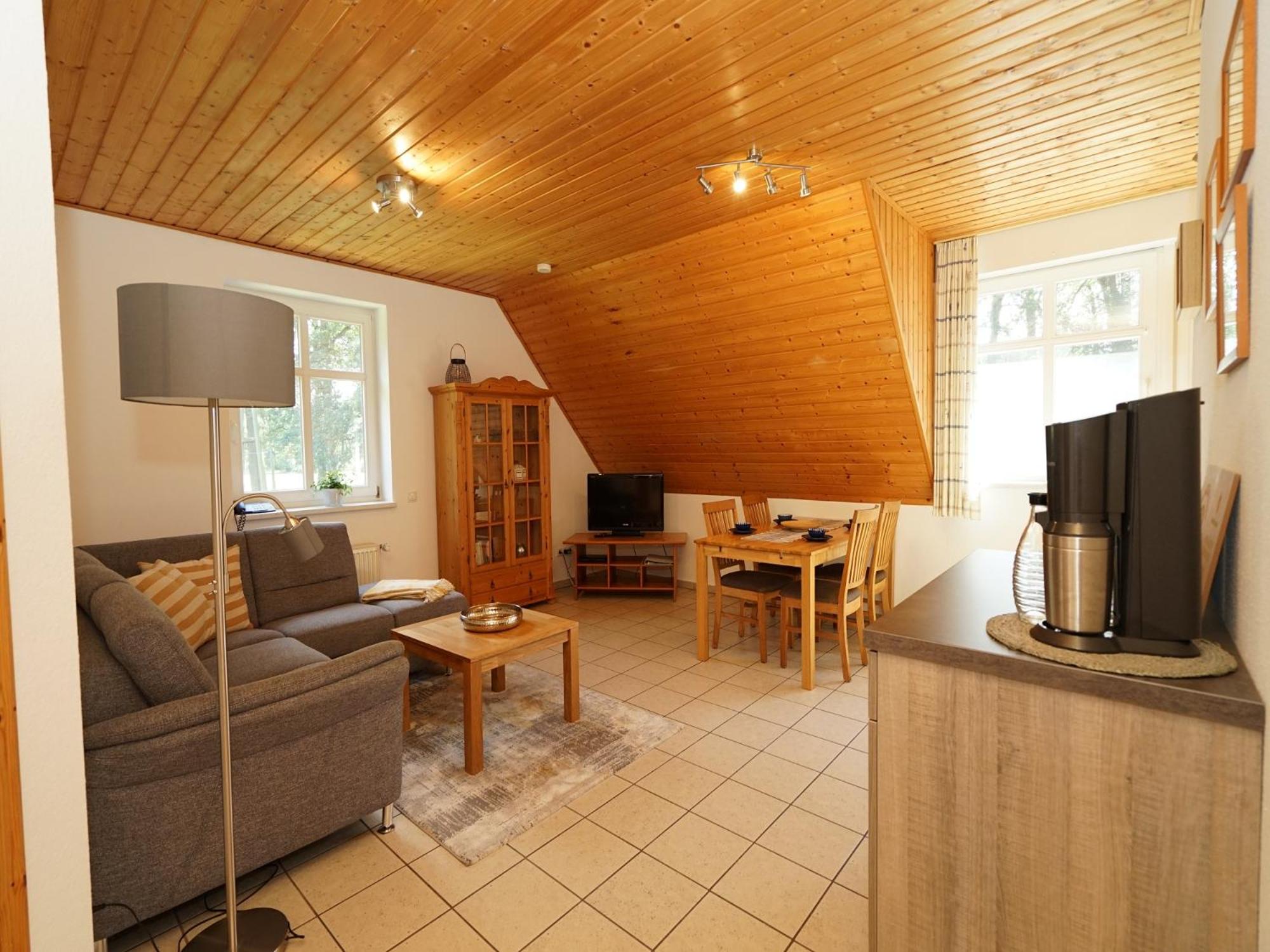 Two-Bedroom Apartment with Garden photo 1