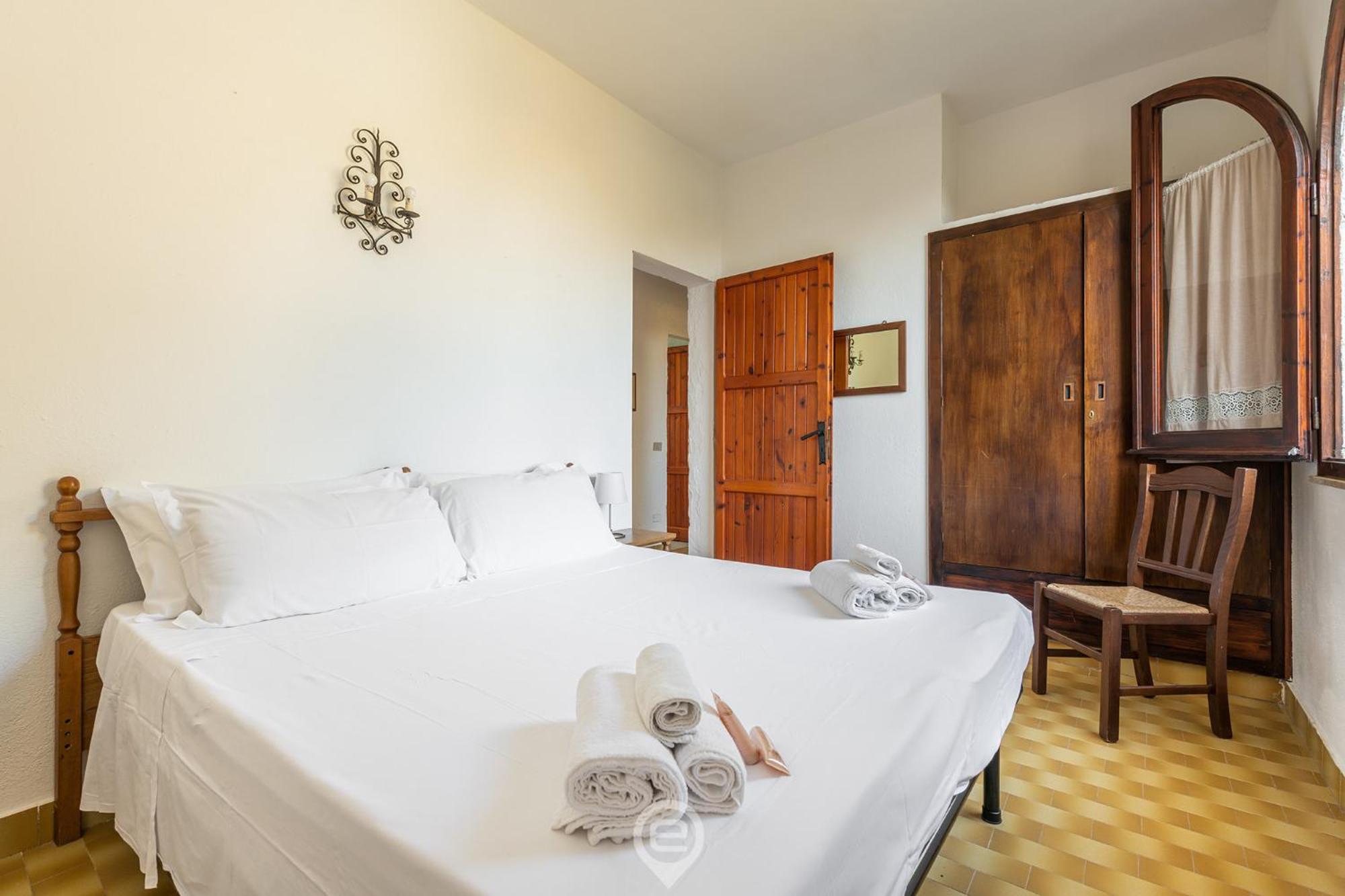 Three-Bedroom Villa photo 2