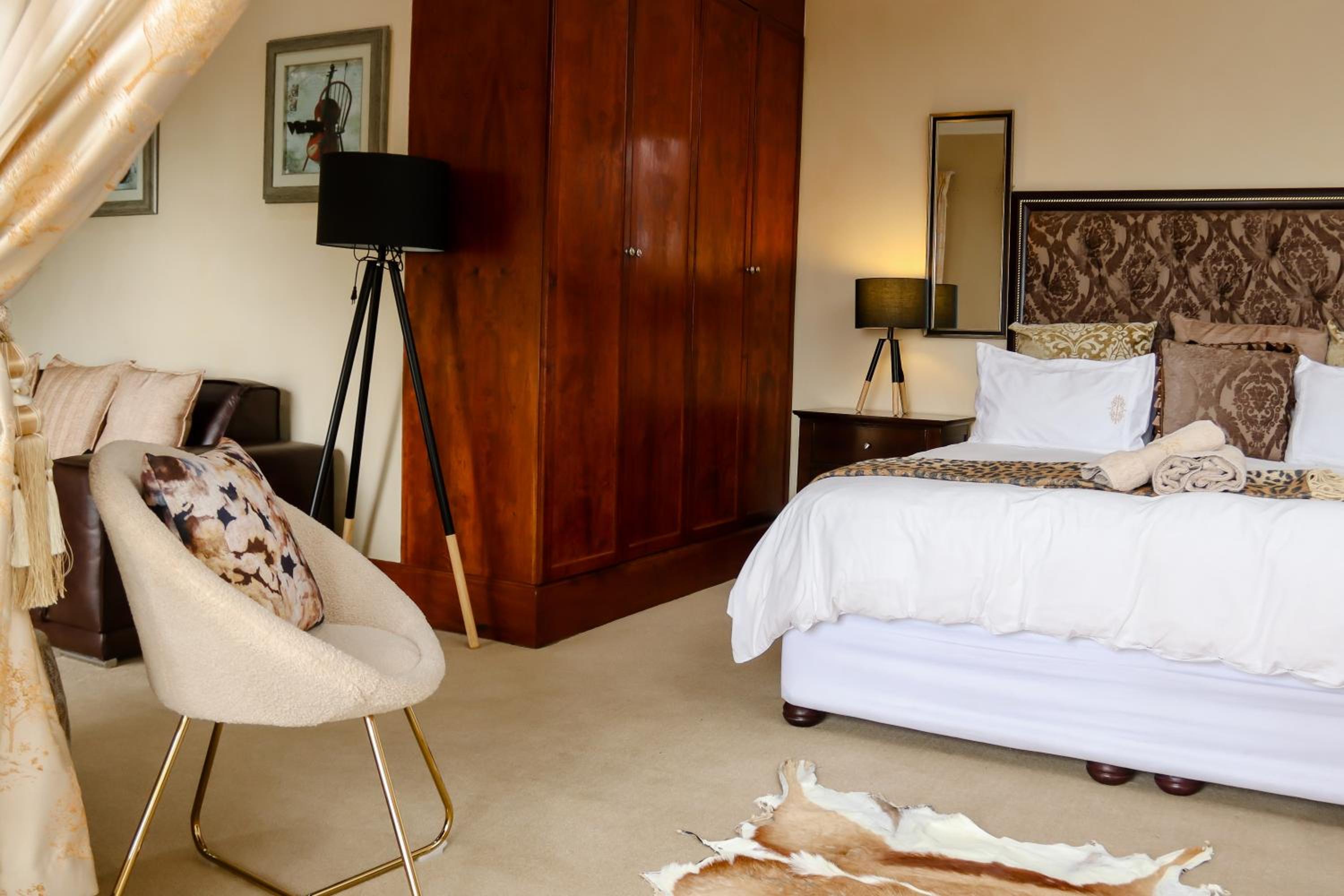 Executive King Room - Photo 1
