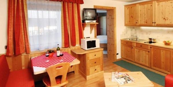 One-Bedroom Apartment (3 Adults) photo 3