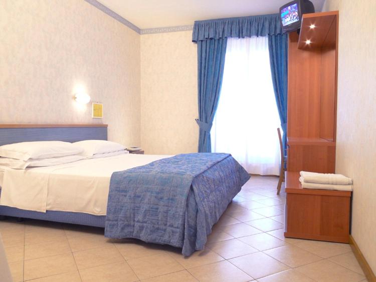 Comfort Plus Double Room with Terrace and Lake View photo 1