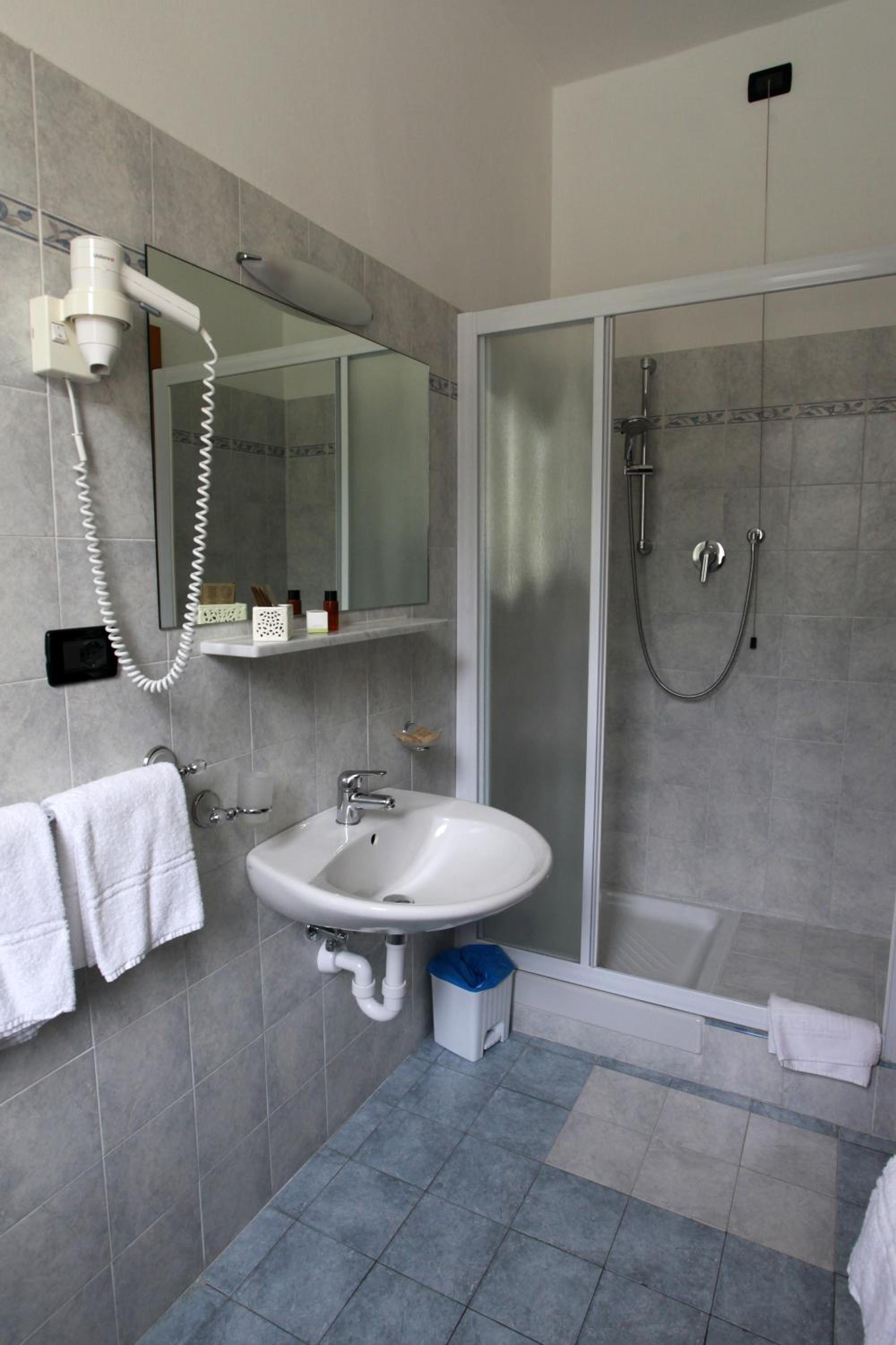 Triple Room with Balcony and Sea View photo 2