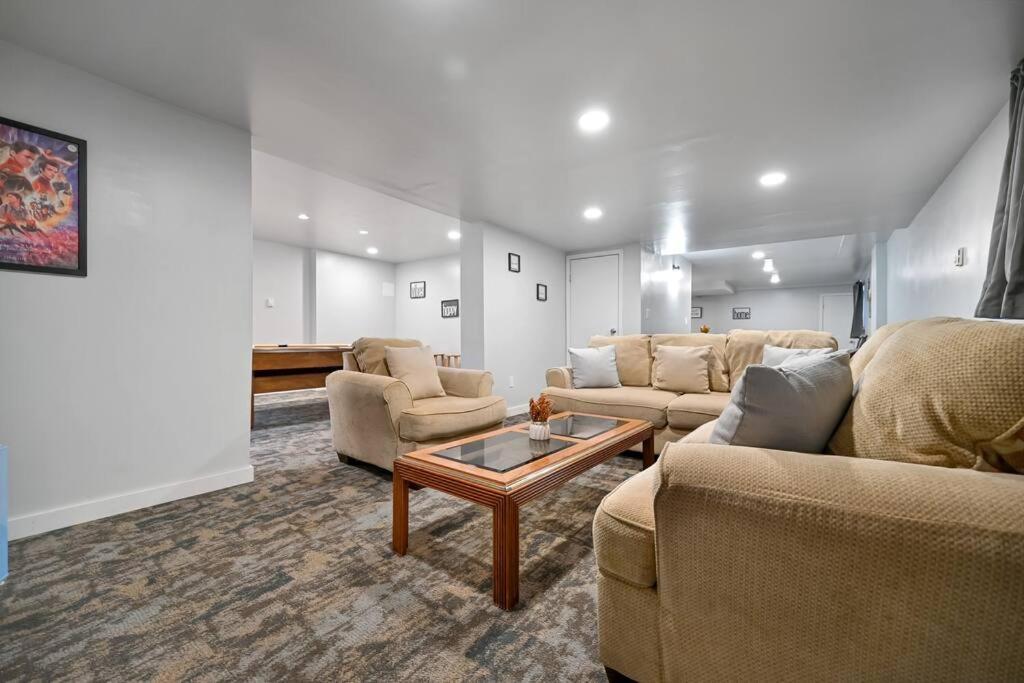 Four-Bedroom House photo 3