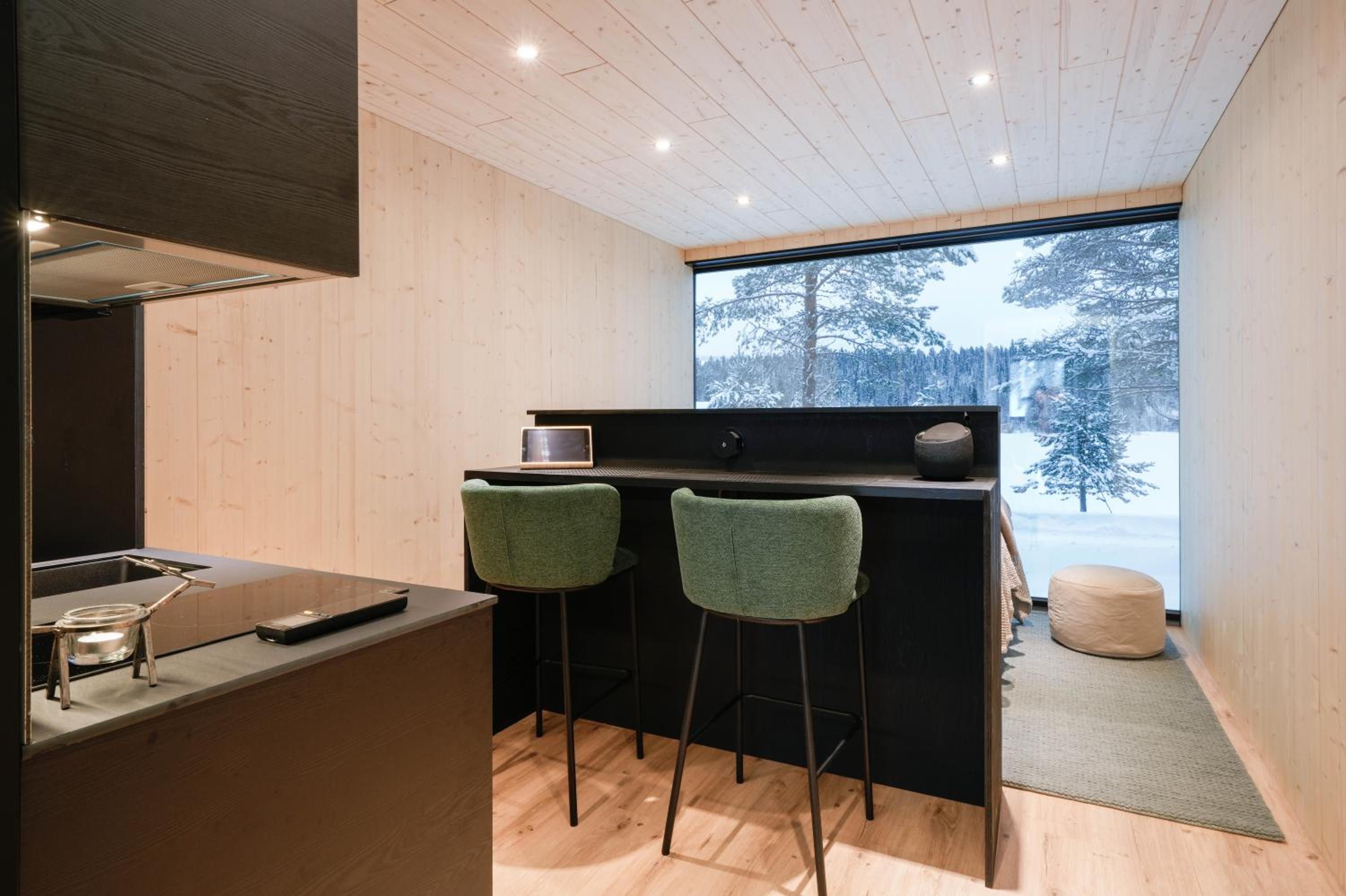 Double Room with Lake View - Photo 21
