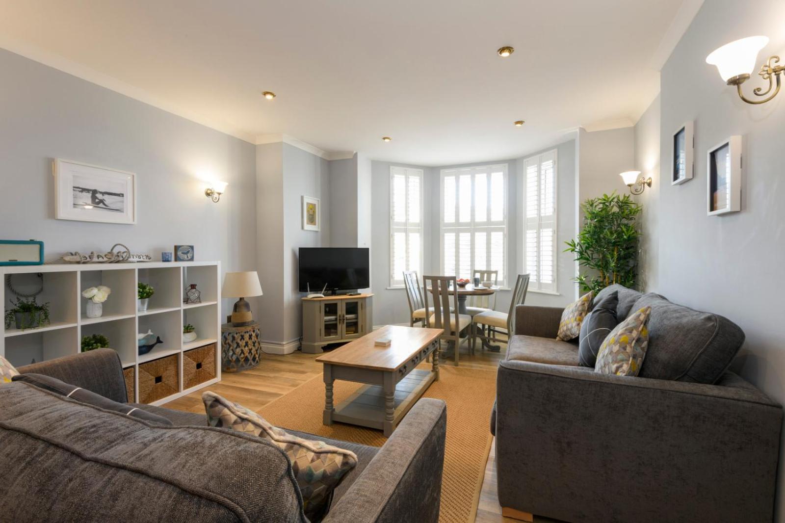 One-Bedroom Sea View Apartment (Twin Beds) - No 21 photo 1