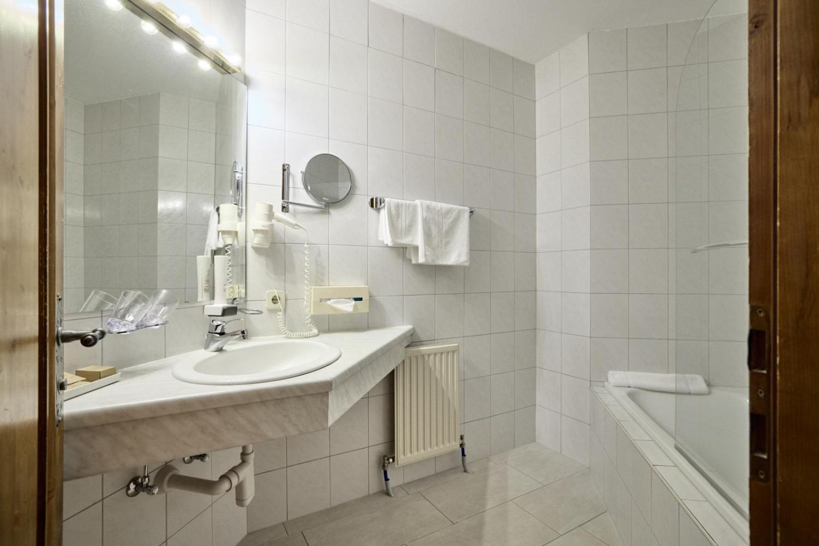 Comfort Double Room - Photo 6