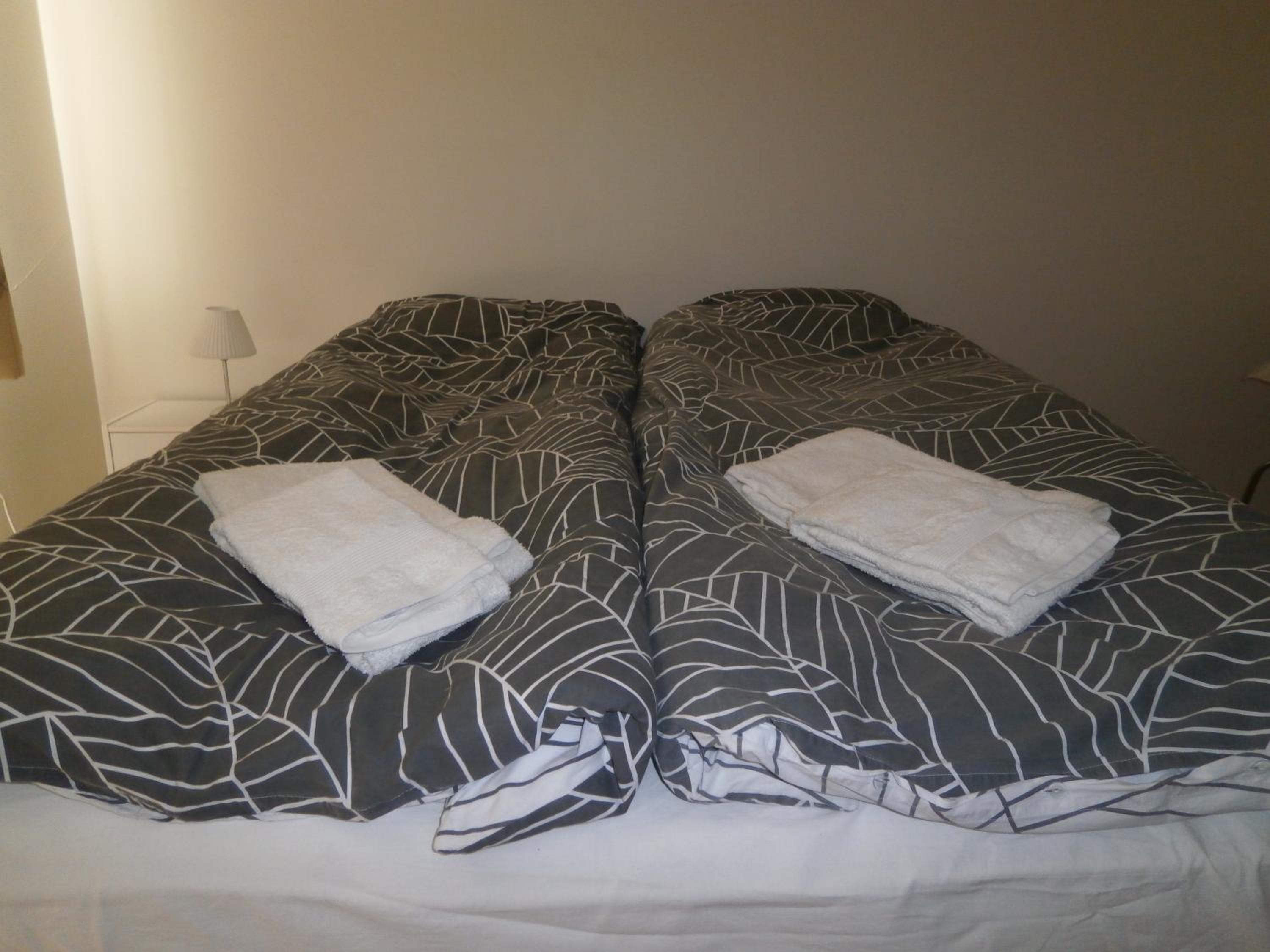 Double or Twin Room with Shared Bathroom photo 1
