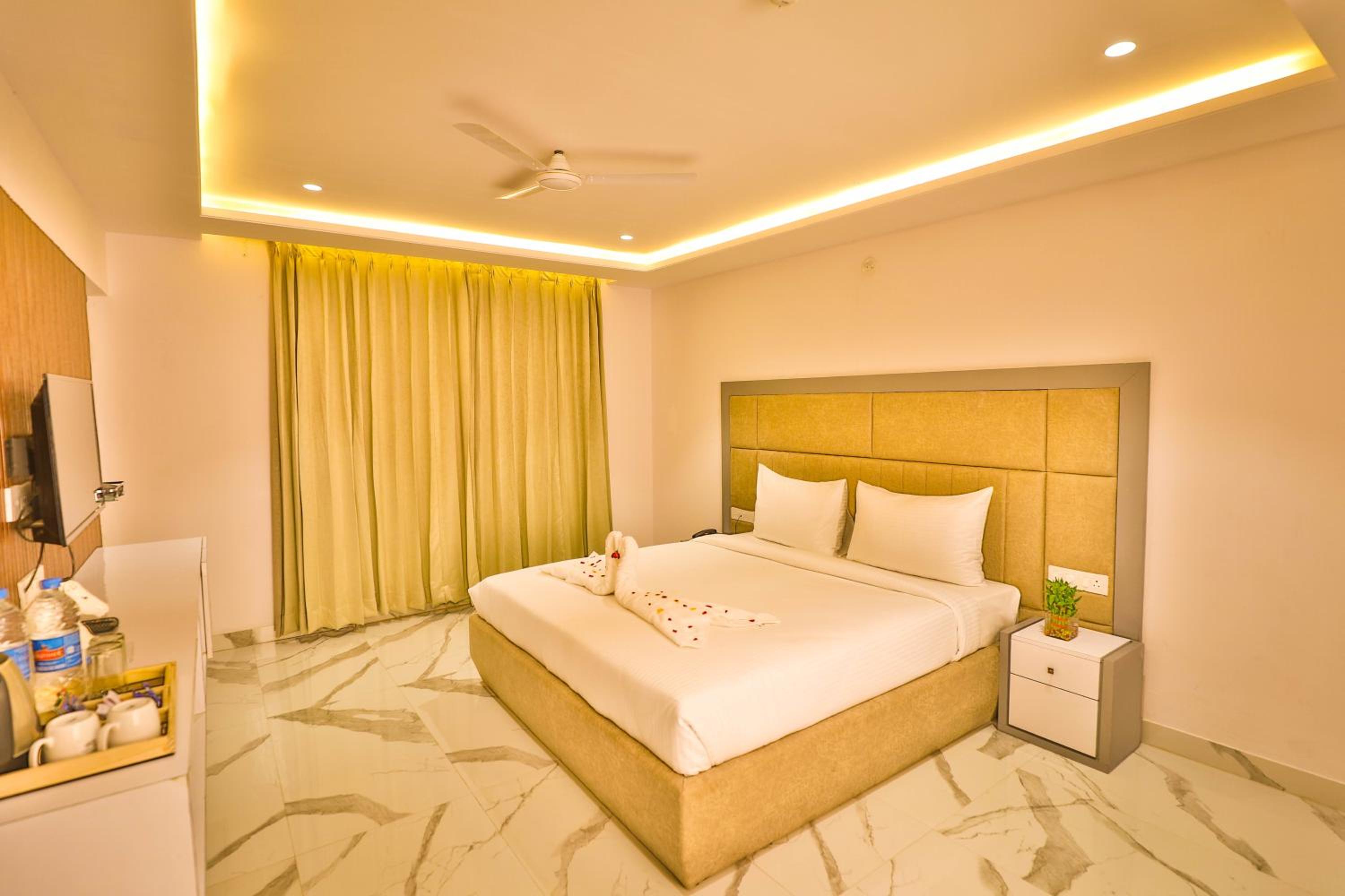 Villa - Photo 2