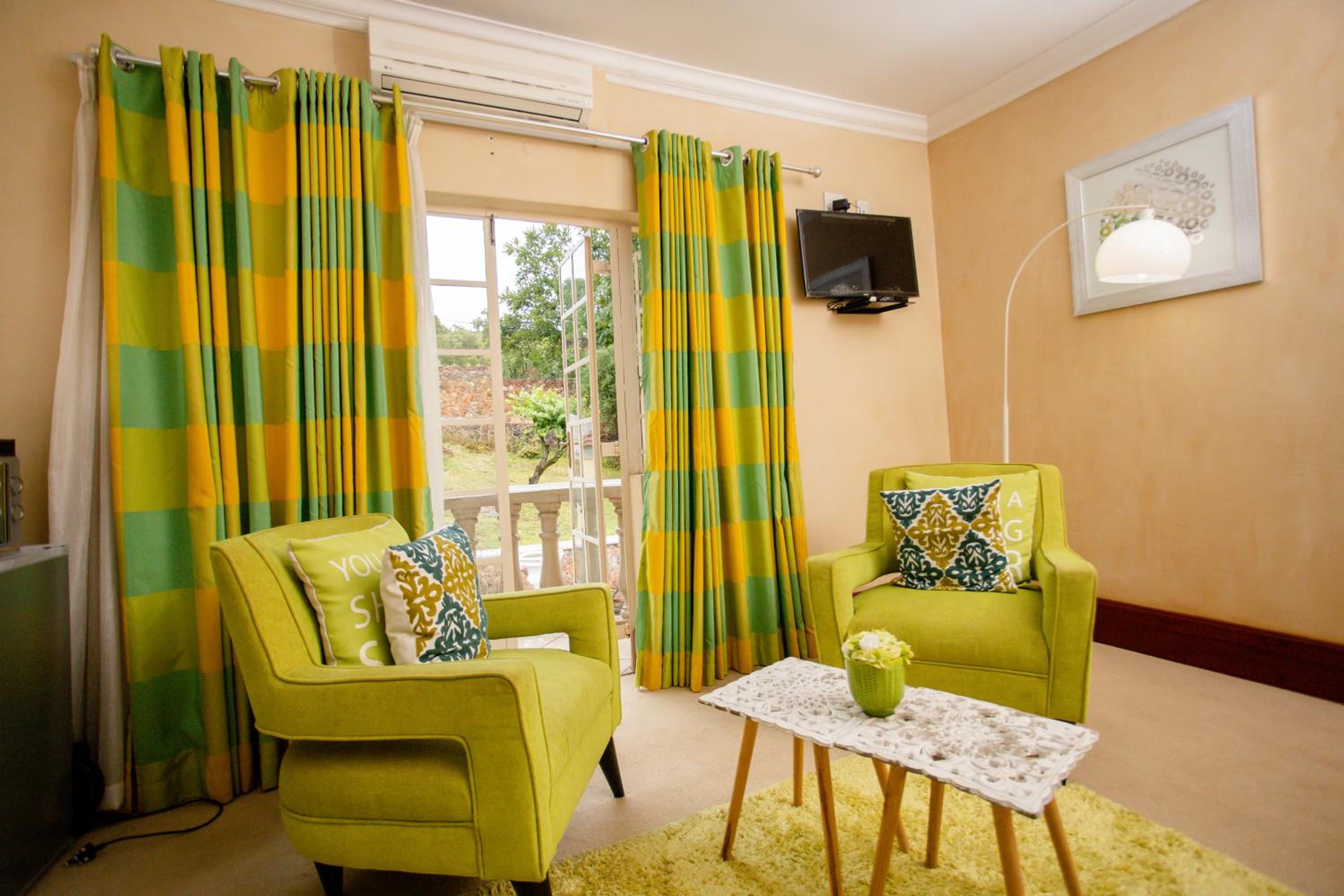Deluxe Queen Room photo 3