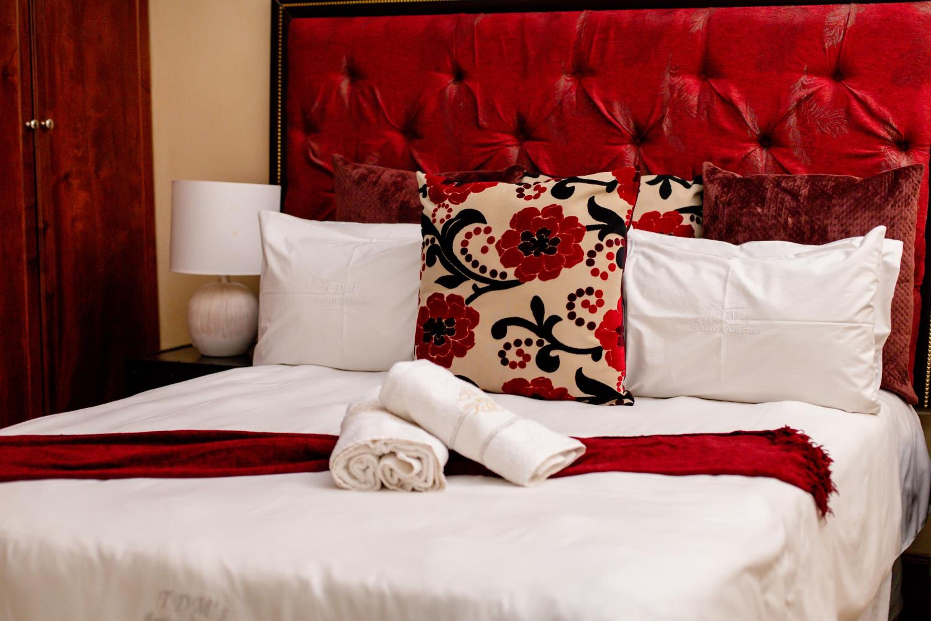 Classic Queen Room - Photo 1
