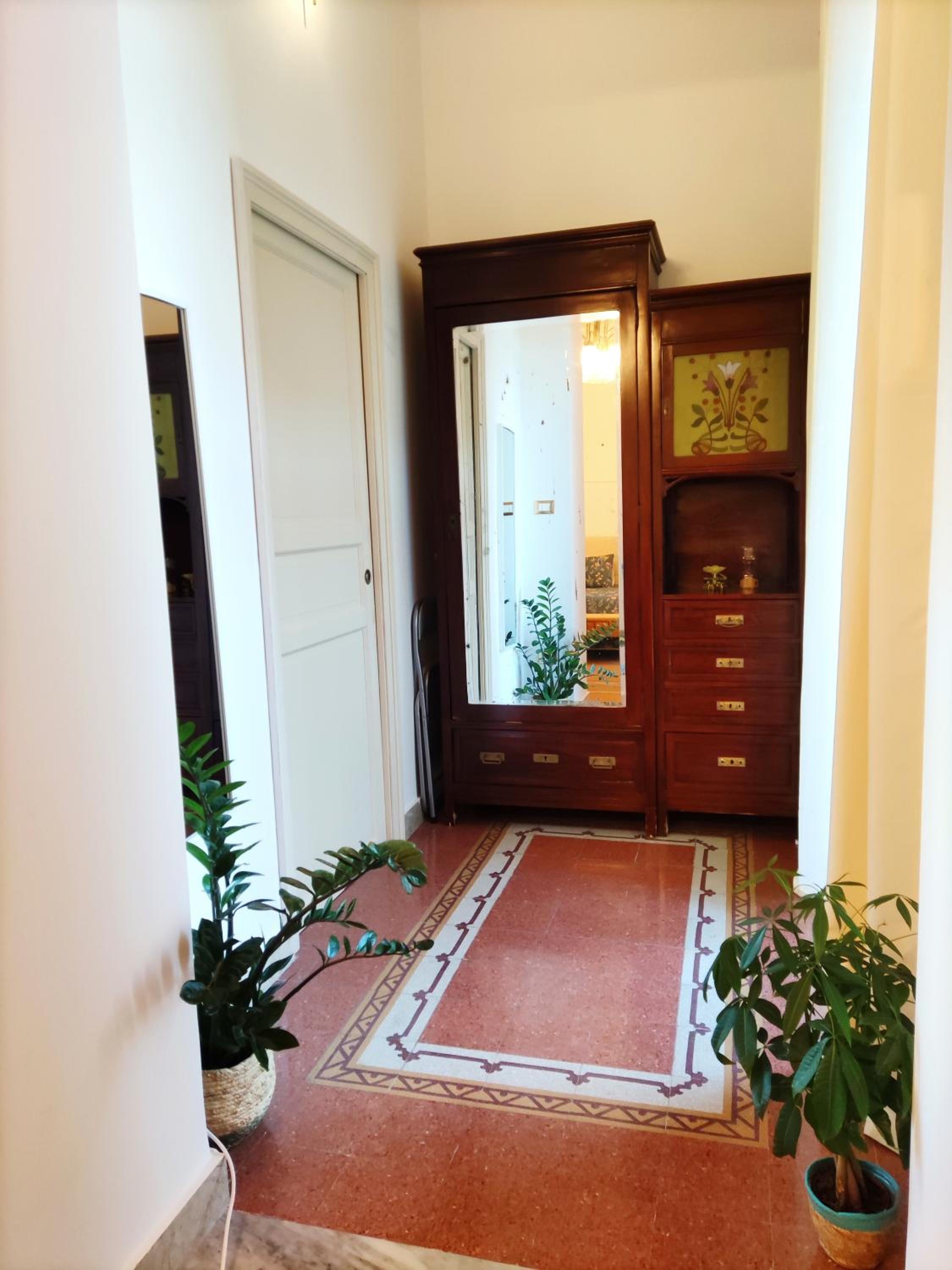 Deluxe Room - Photo 10