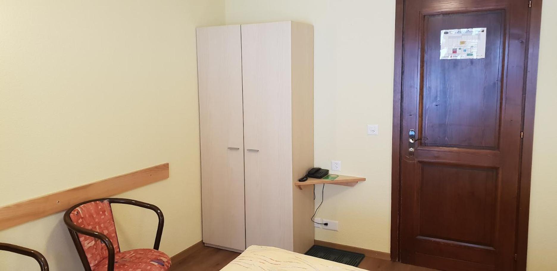 Single Room photo 3