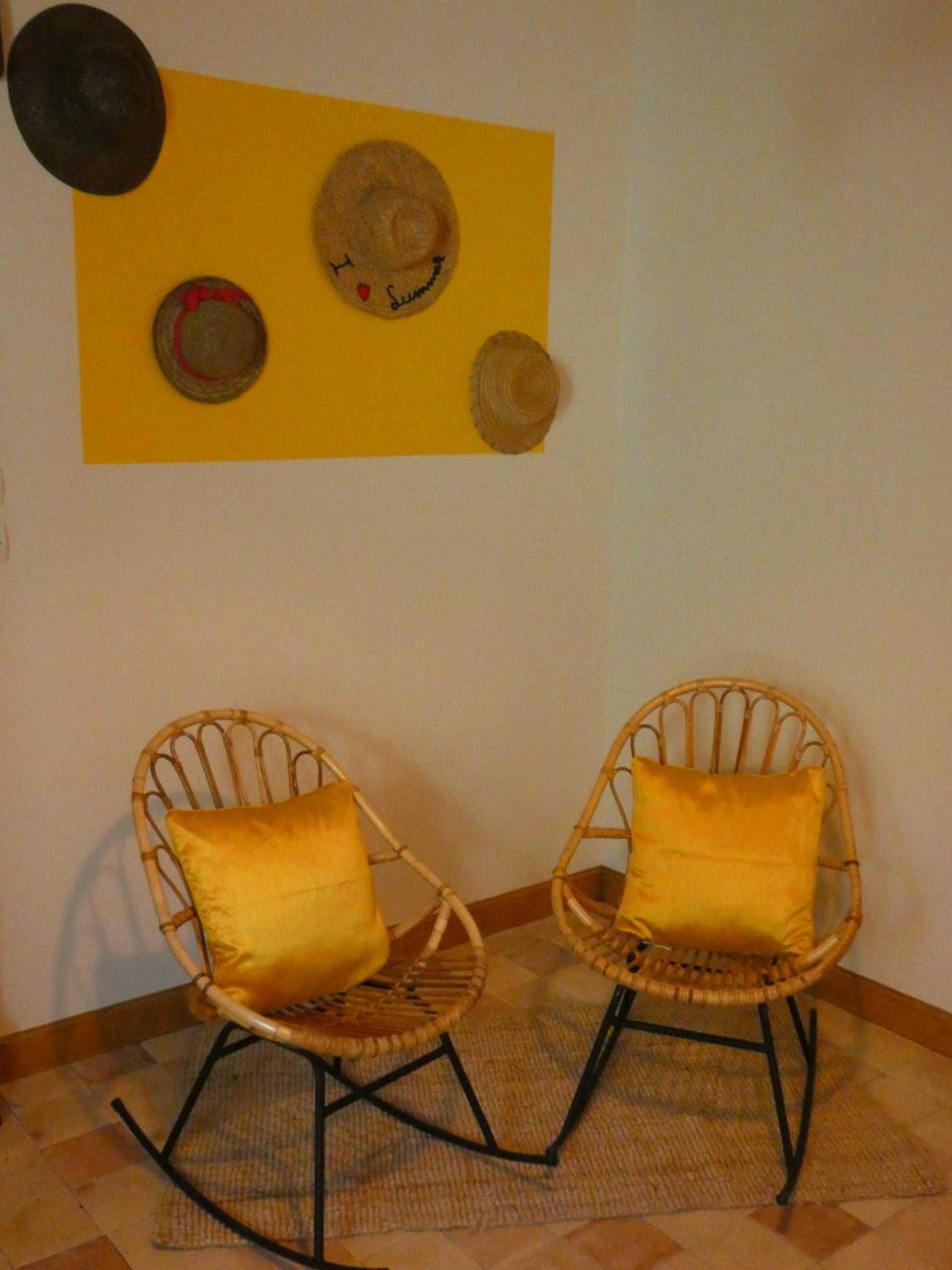 Standard Double Room - Photo 2