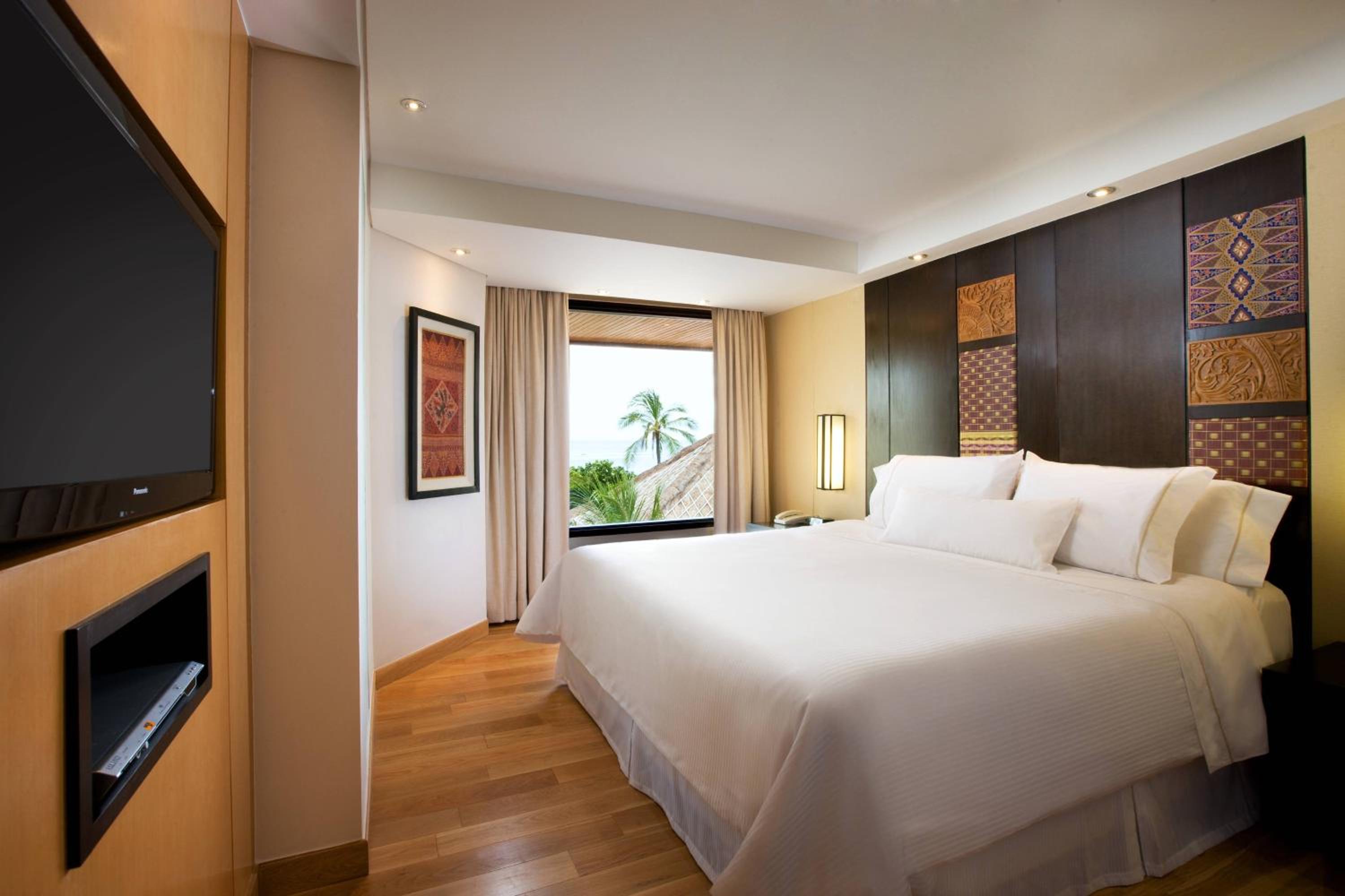 2 Bedroom Westin Suite, 2 Bedroom Suite photo 2