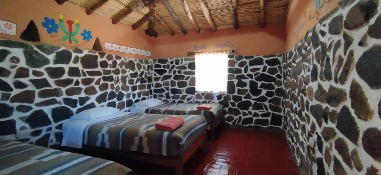 Family Room with Mountain View photo 3