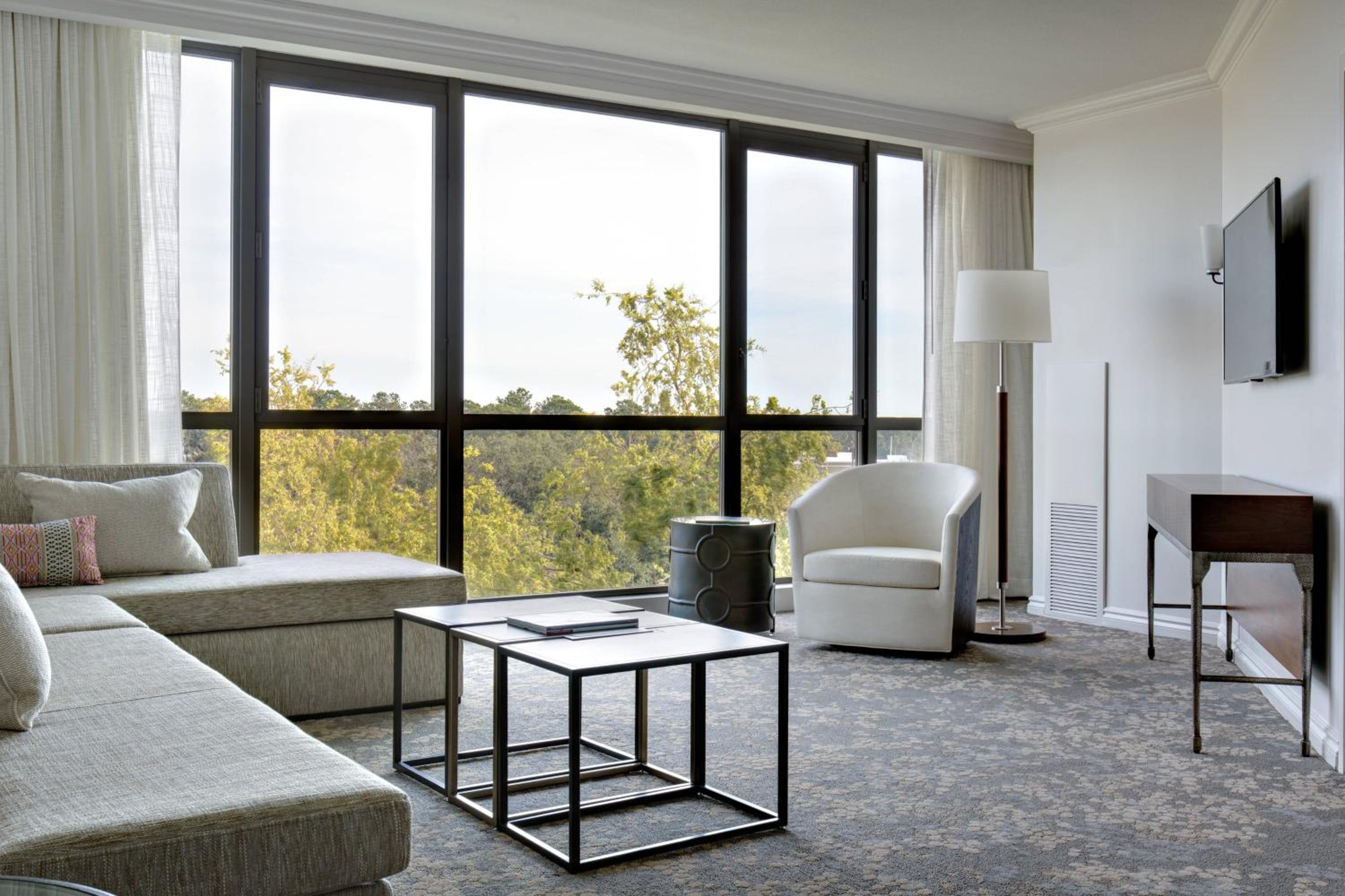 One-Bedroom King Suite - Photo 1