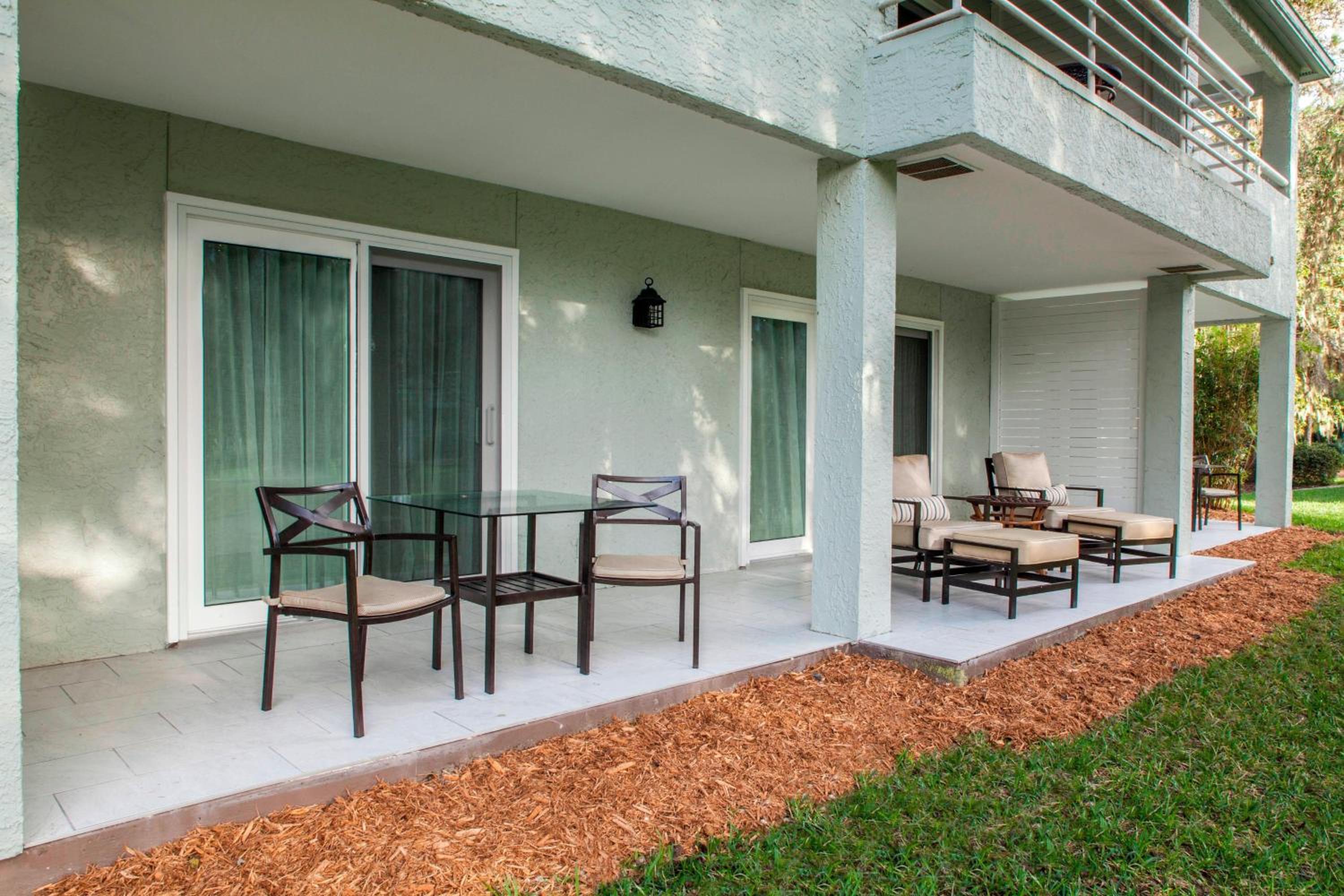 One-Bedroom King Villa with Balcony - Nature View - Photo 1