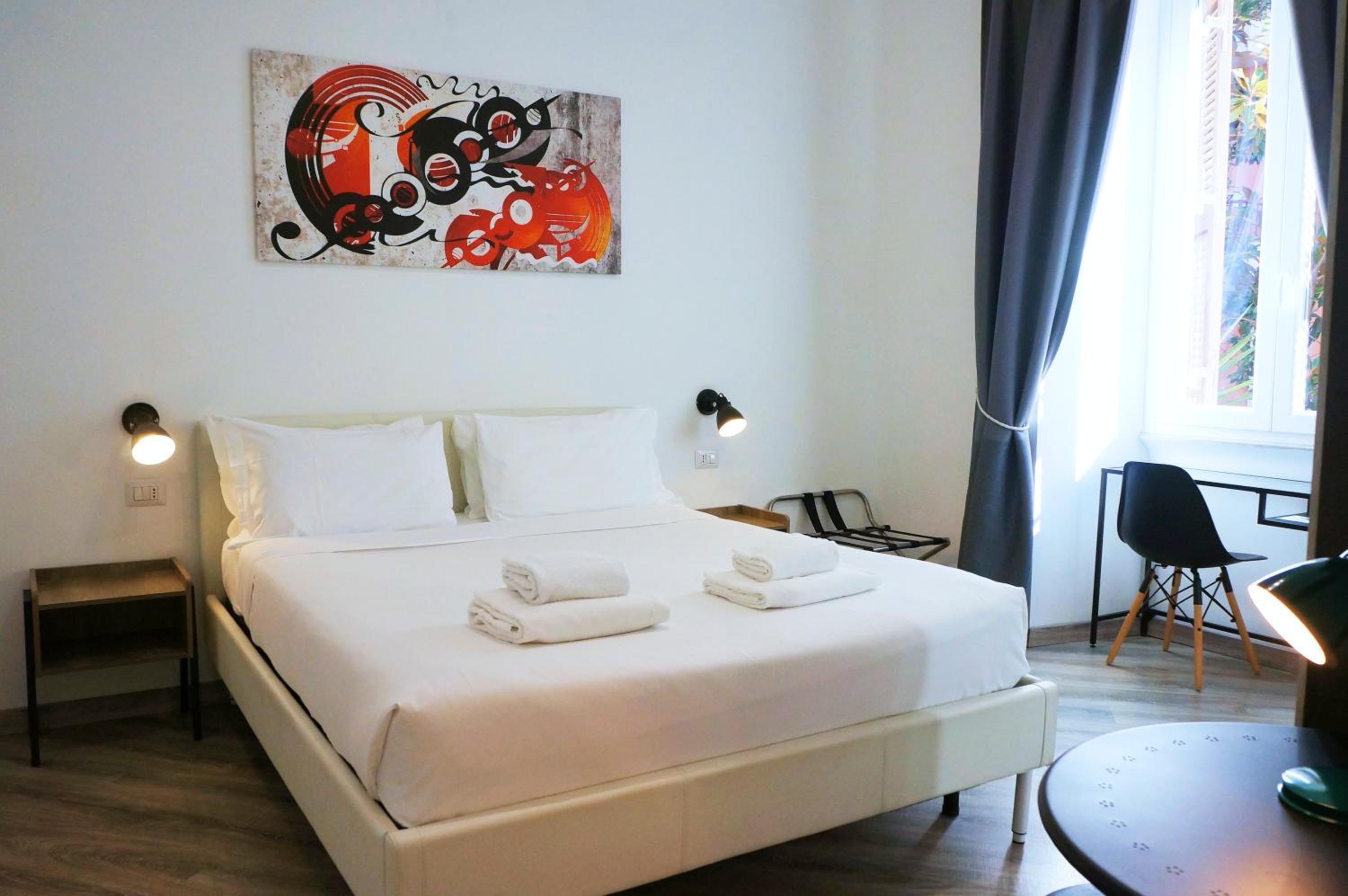 Deluxe Double Room photo 2