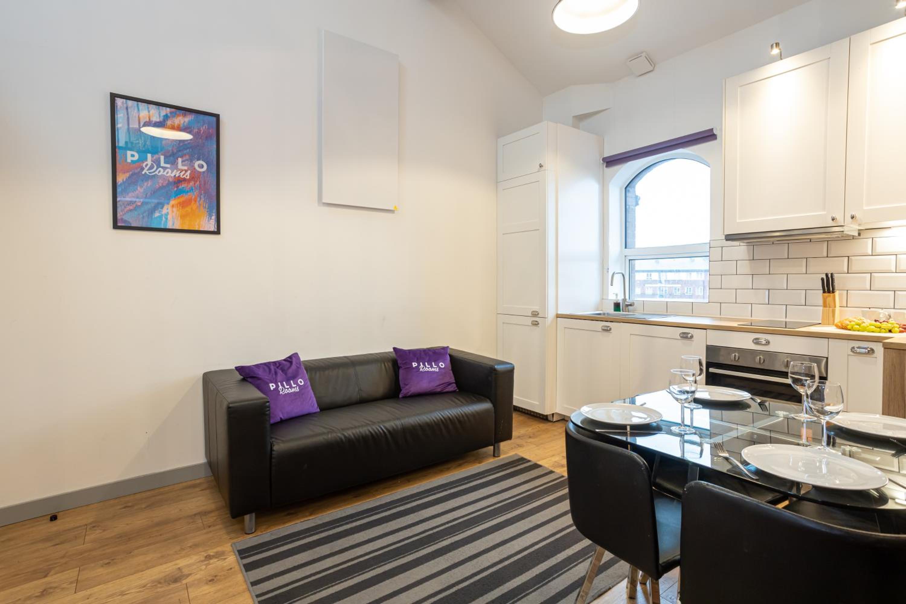 Two-Bedroom Apartment - Photo 9