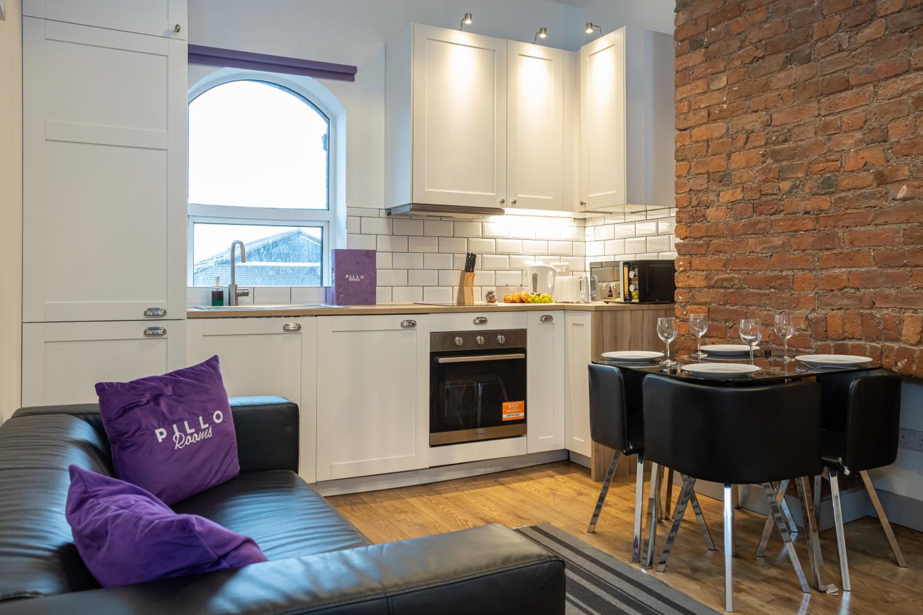 Two-Bedroom Apartment - Photo 8