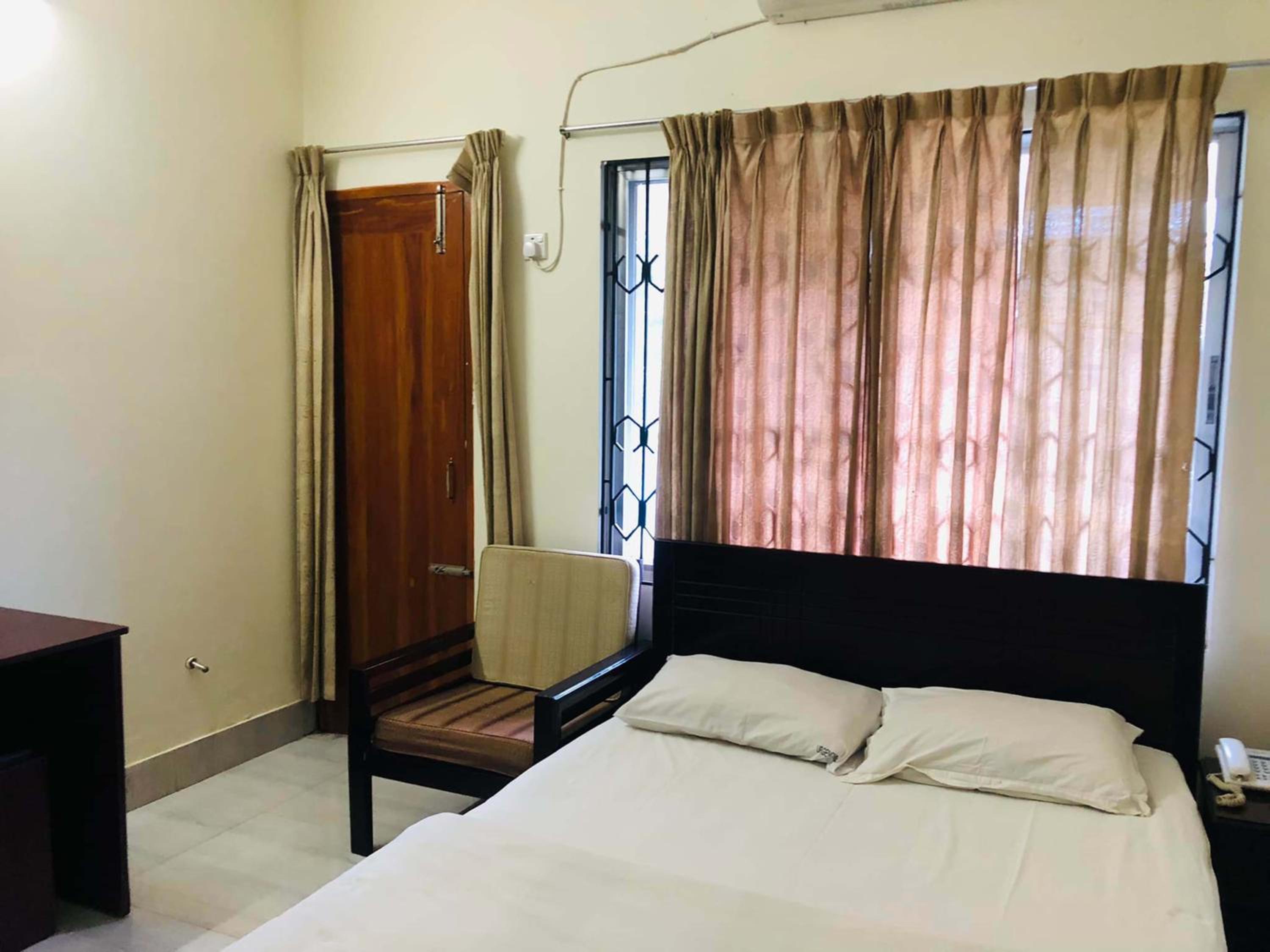 Deluxe Double Room photo 2