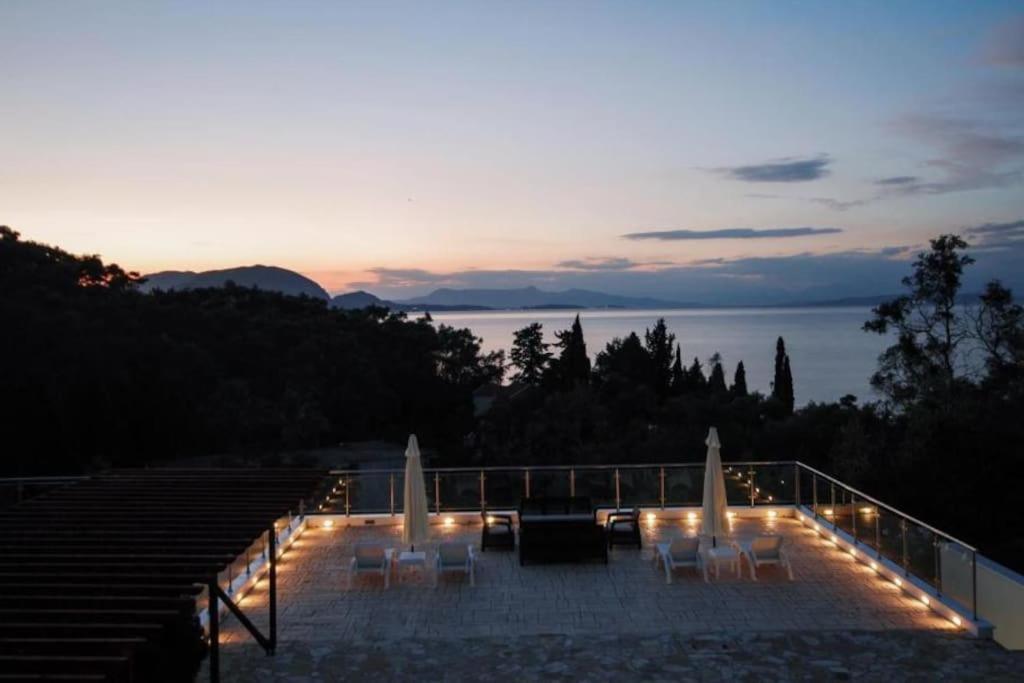 Villa photo 1