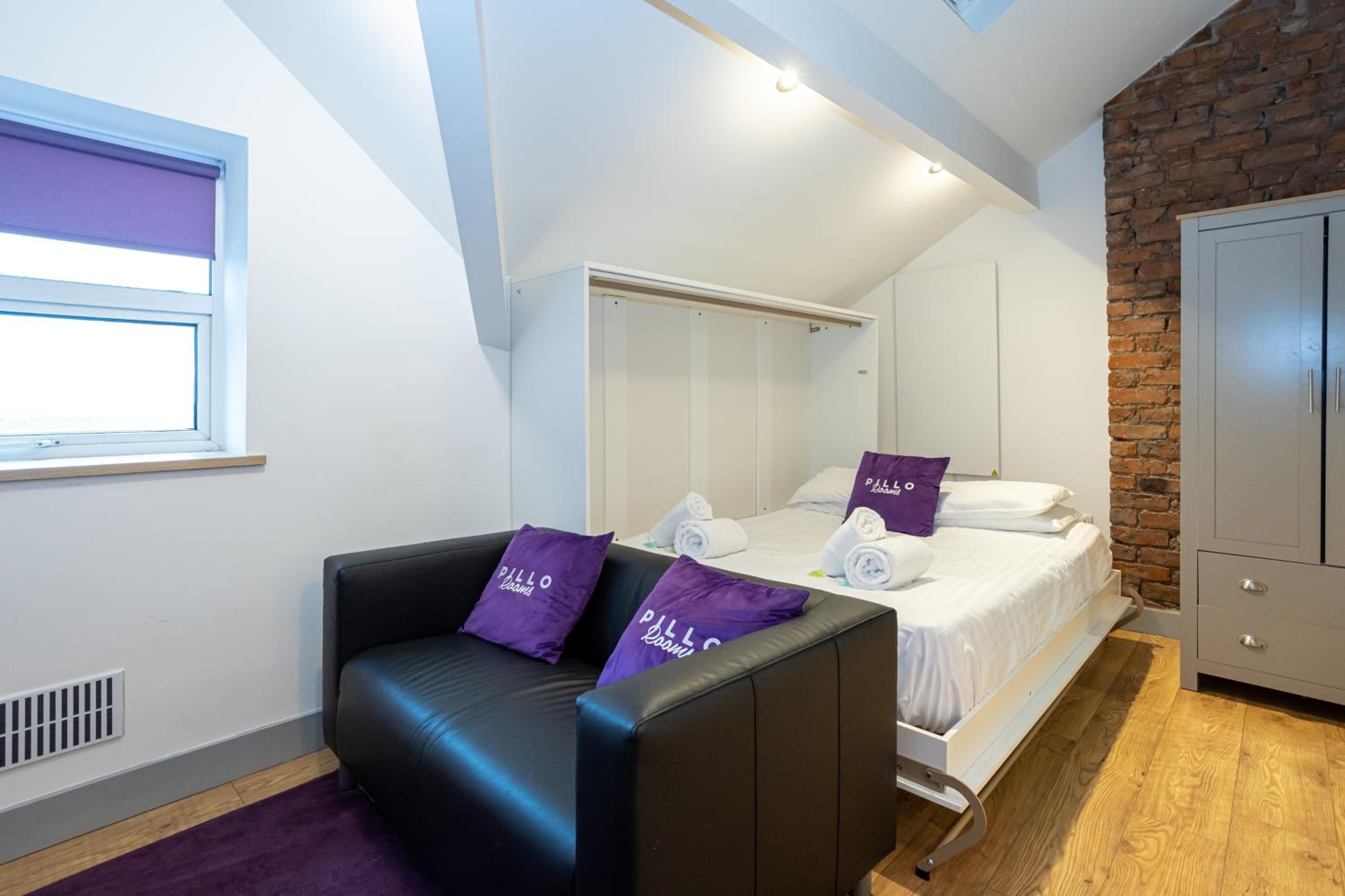 Studio Apartment - Photo 10