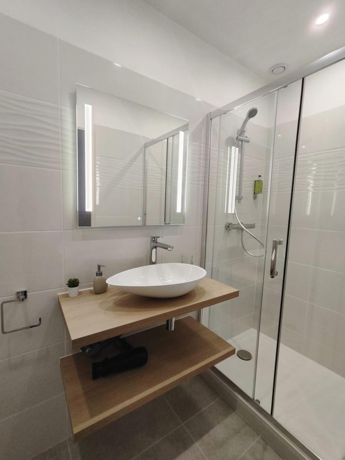 Superior Double Room - Photo 5