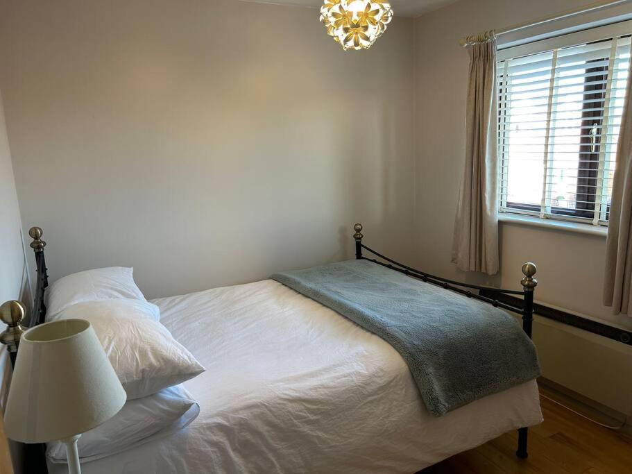 Two-Bedroom House photo 3
