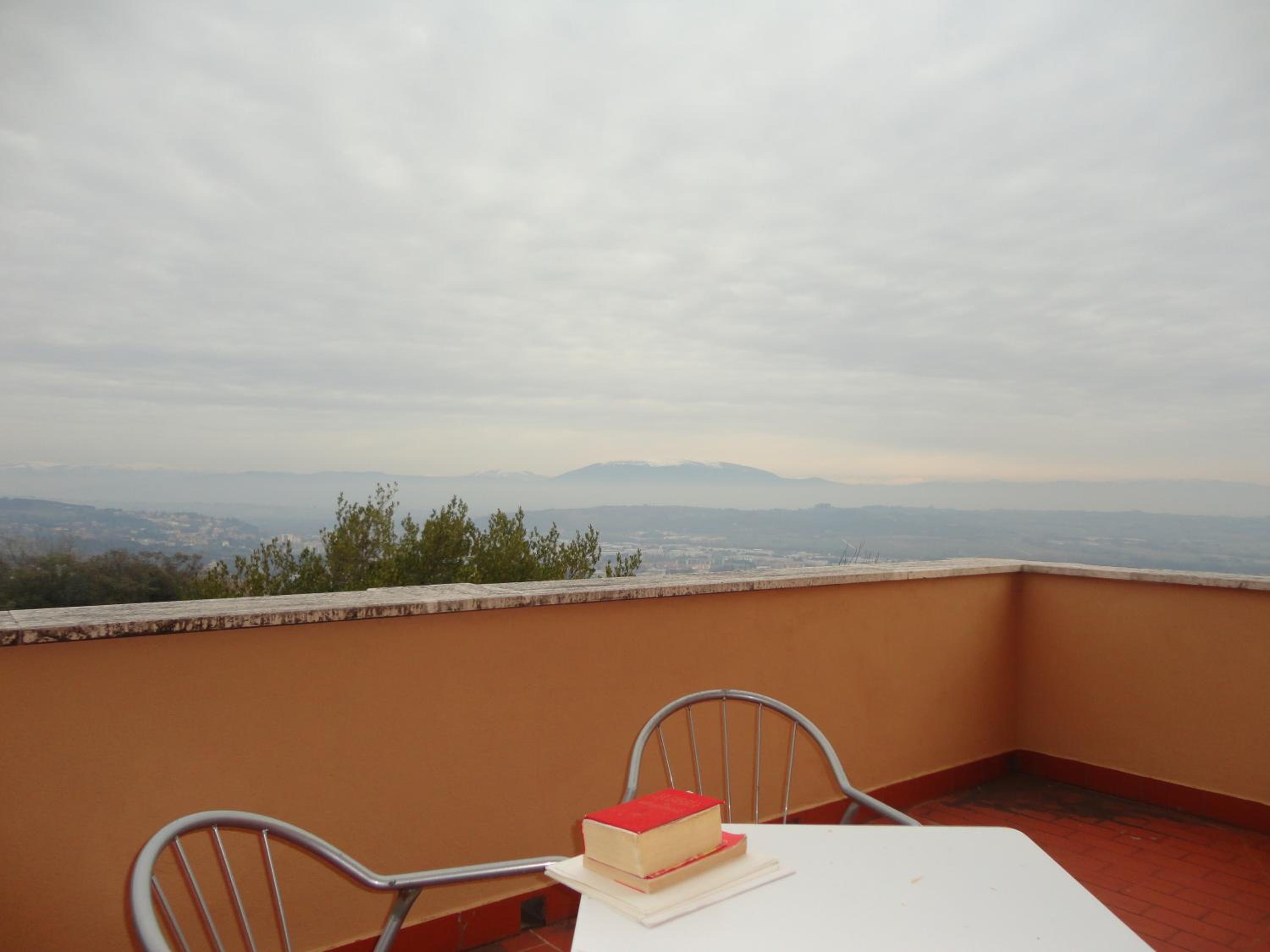 Deluxe Single Room with Balcony photo 3