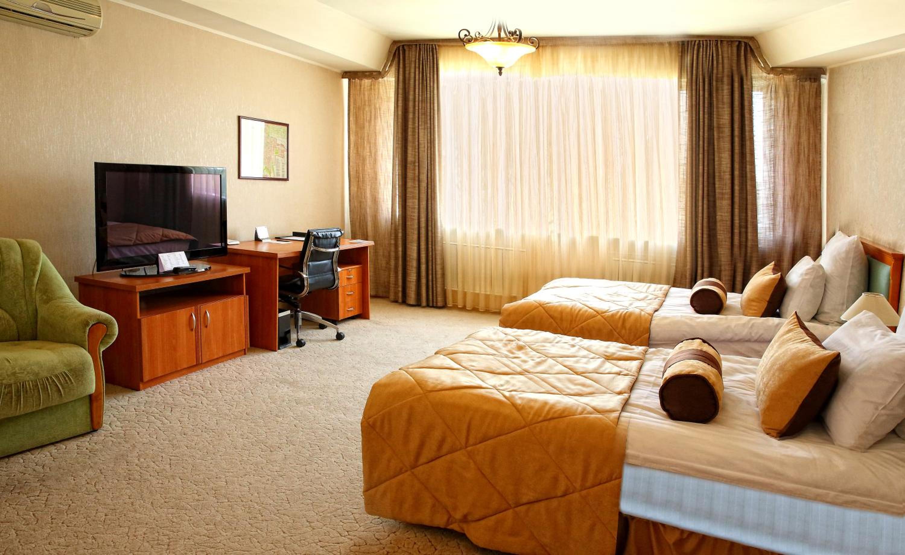 Deluxe Double or Twin Room photo 3