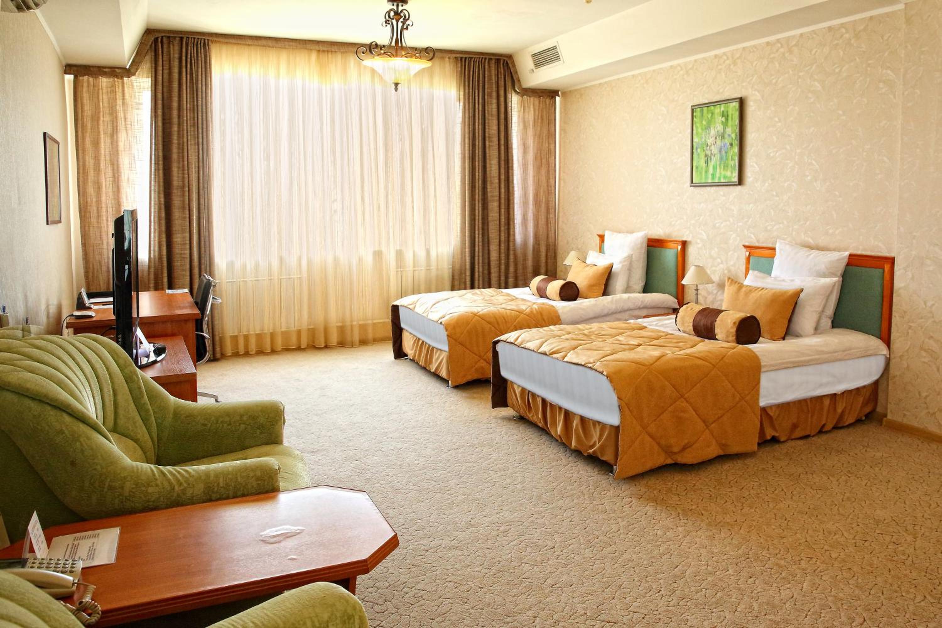 Deluxe Double or Twin Room photo 2