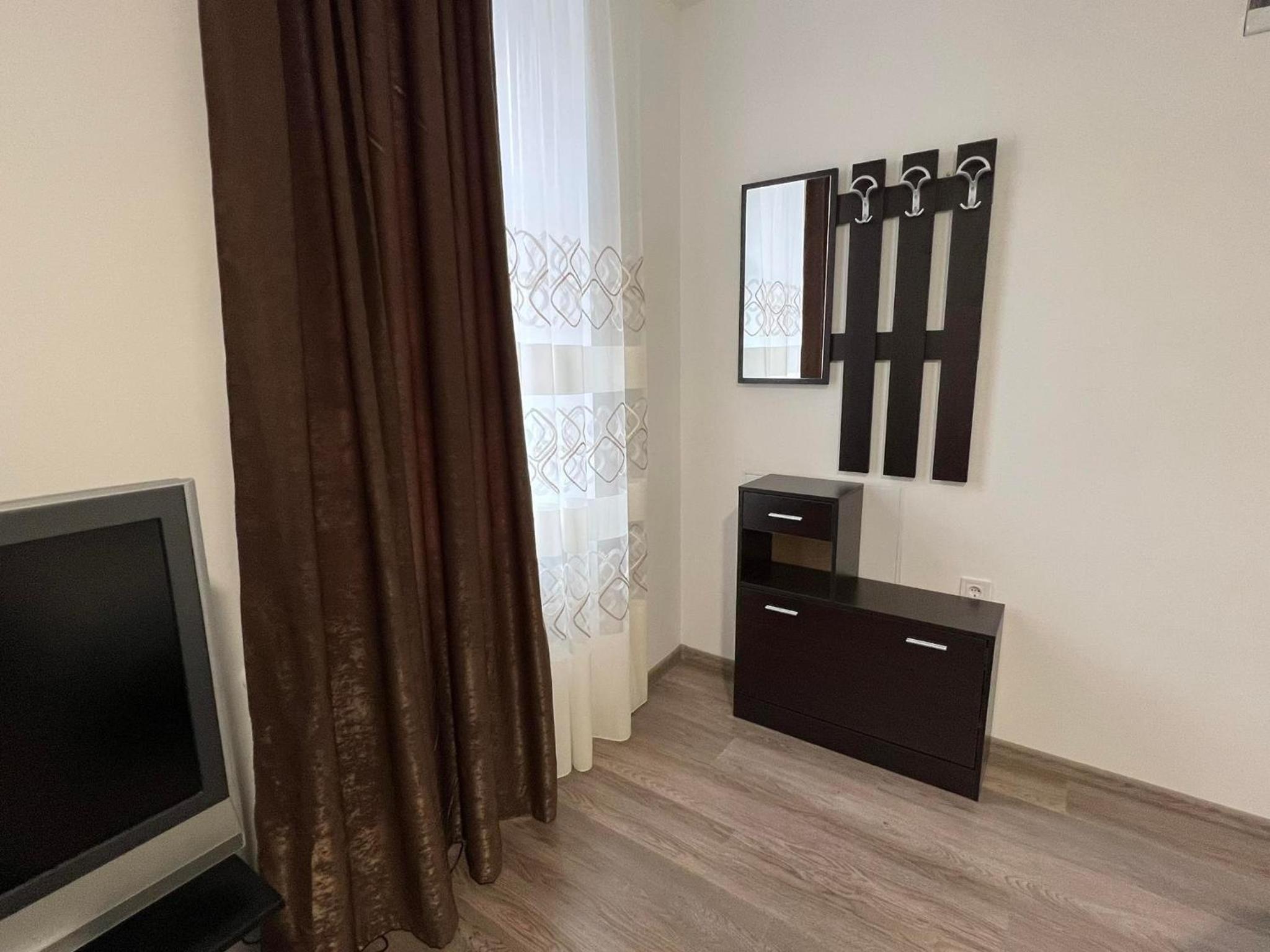 Triple Room with Private Bathroom photo 3
