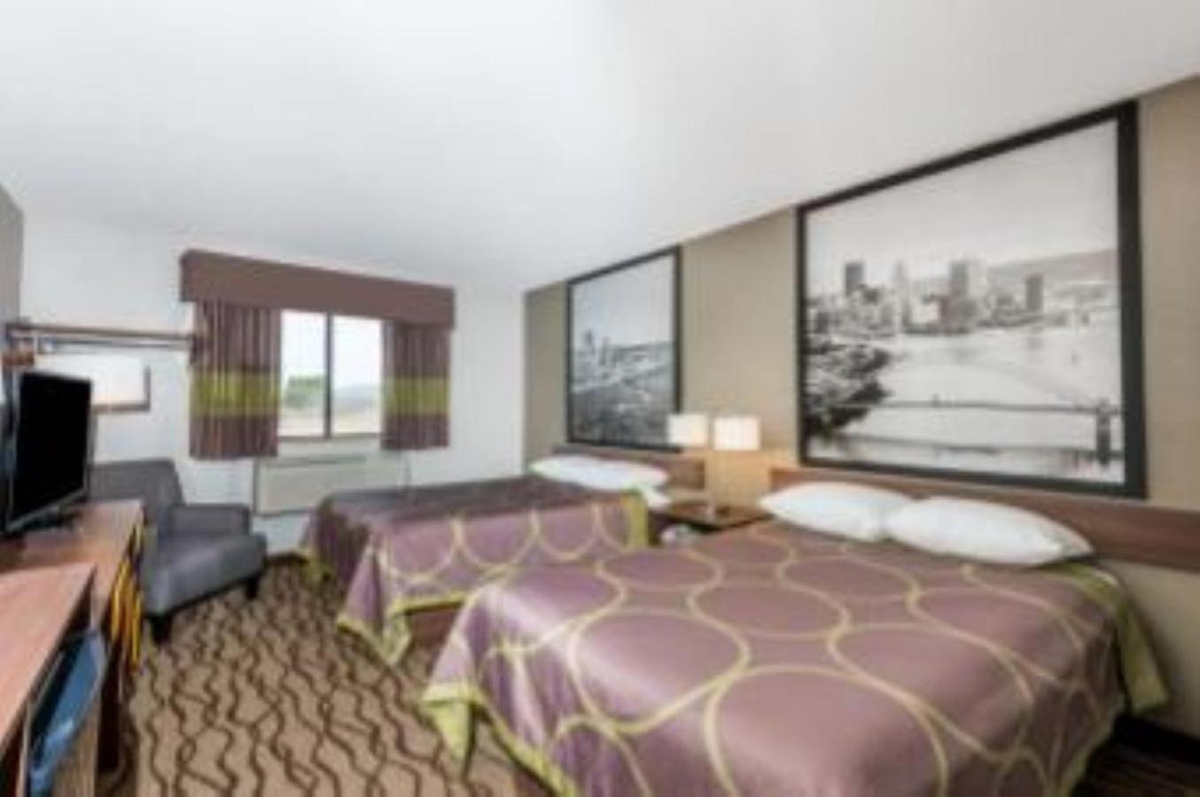 Double Room with Two Double Beds - Non-Smoking - Photo 1
