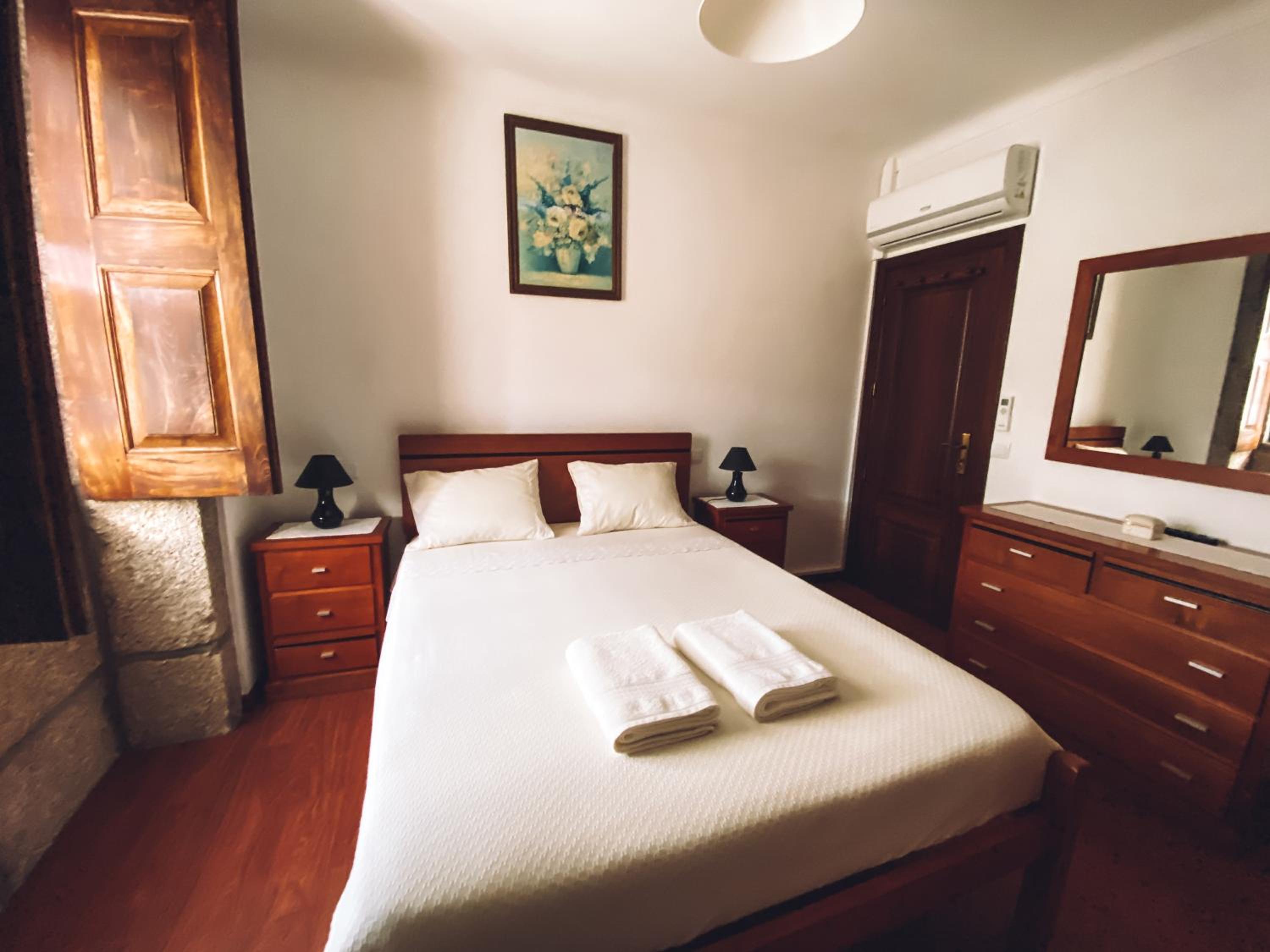 Double Room with Private Bathroom photo 1