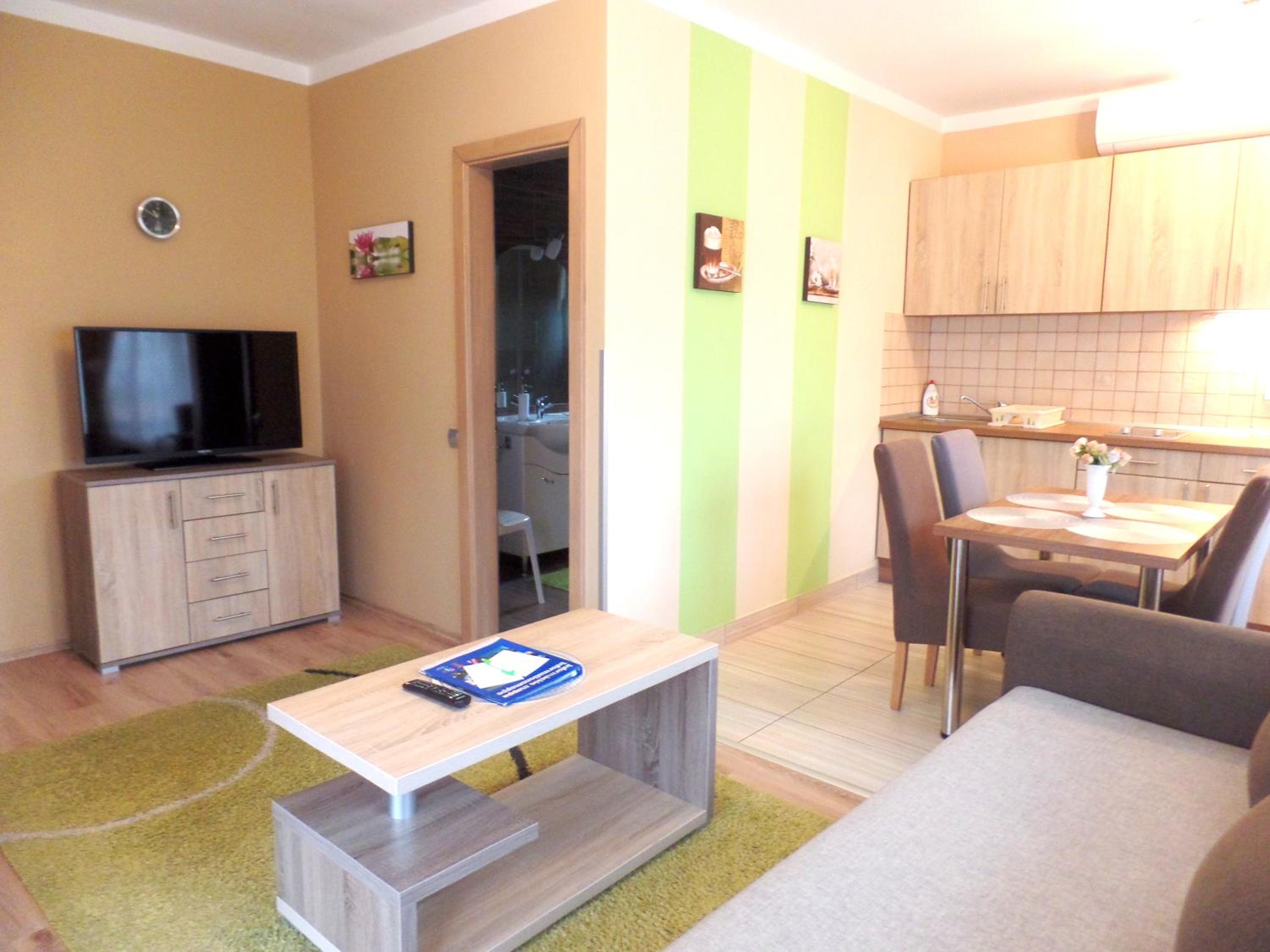 One-Bedroom Apartment (2 Adults + 2 Children) photo 1