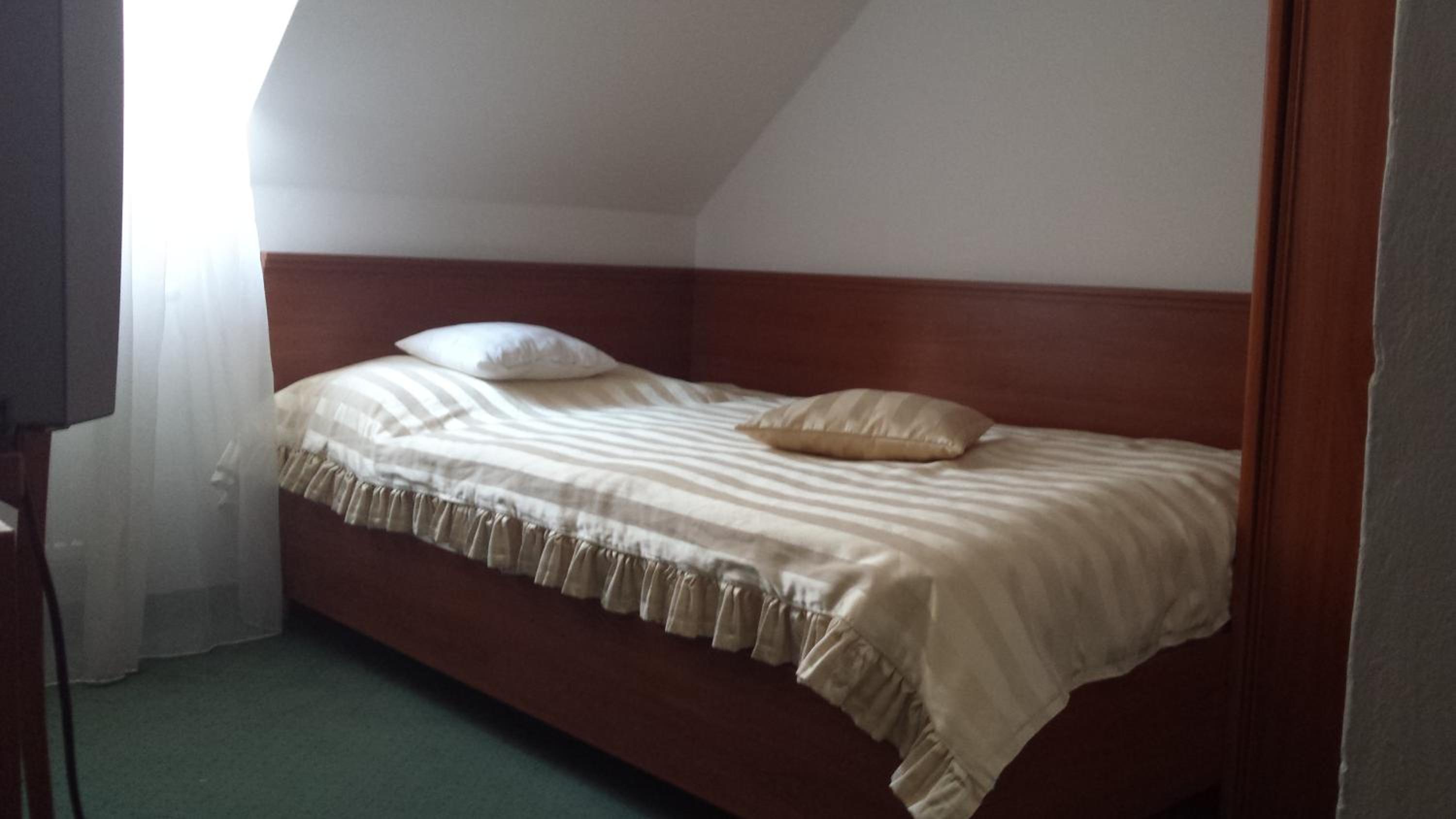 Single Room with Bathroom